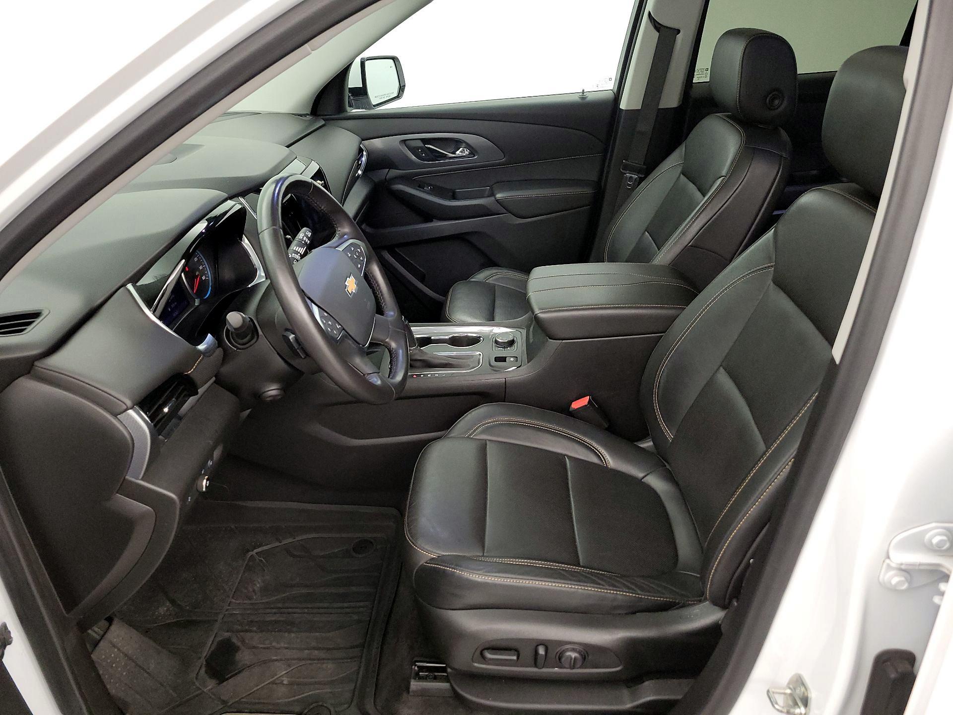 Thumbnail: 2020 Chevrolet Traverse - 11