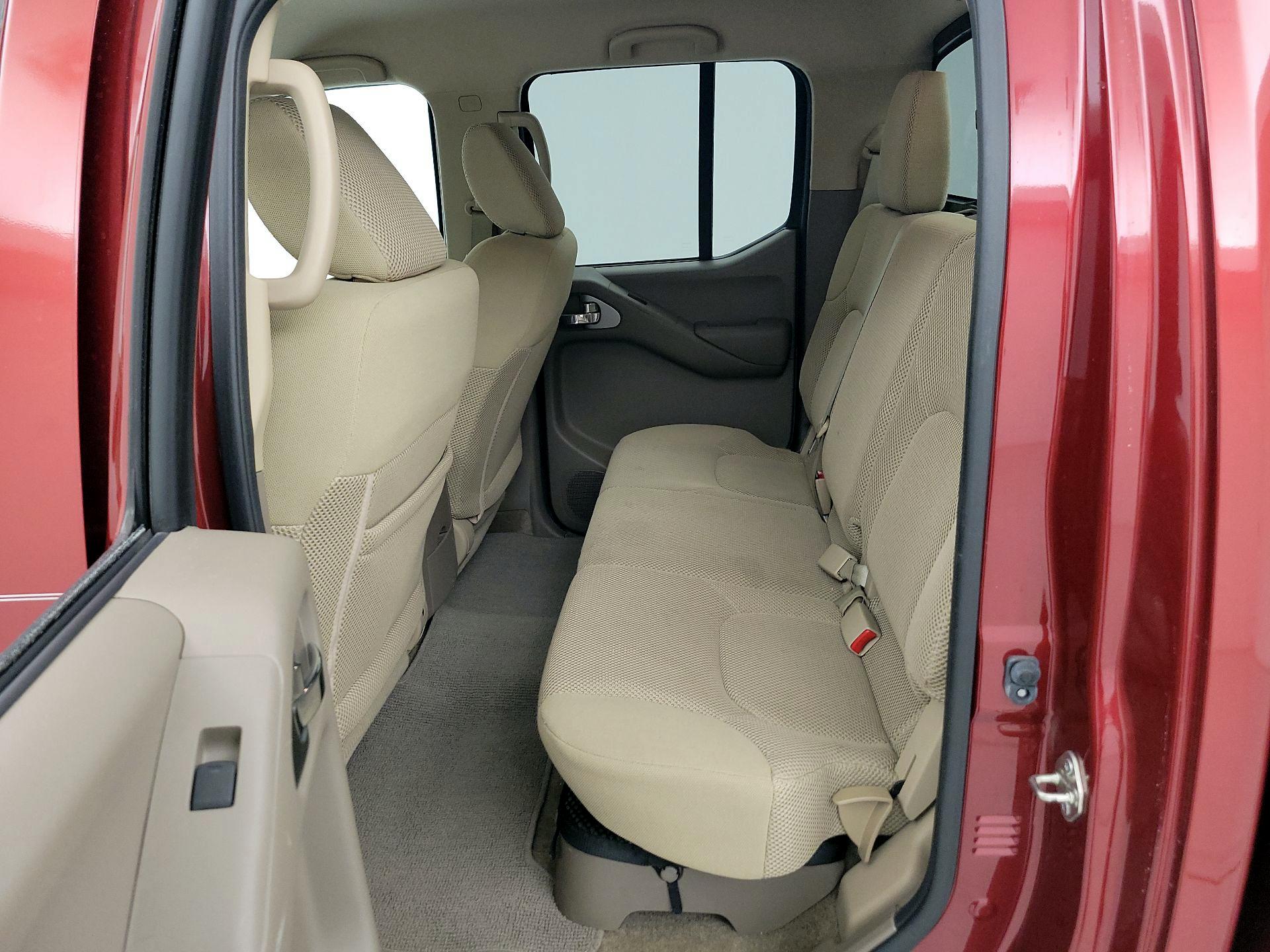 Thumbnail: 2016 Nissan Frontier - 19