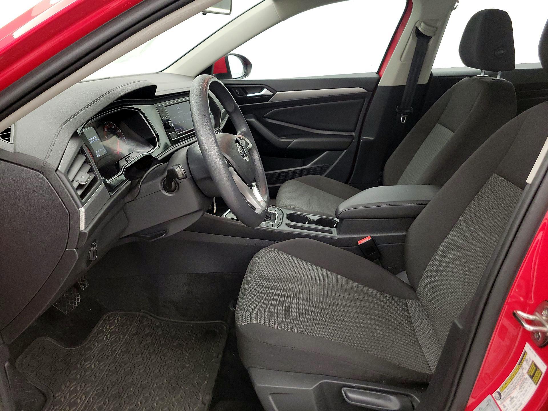 Thumbnail: 2019 Volkswagen Jetta - 11