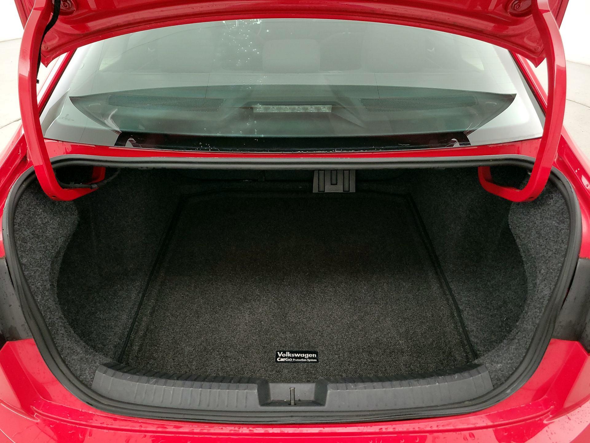 Thumbnail: 2019 Volkswagen Jetta - 20