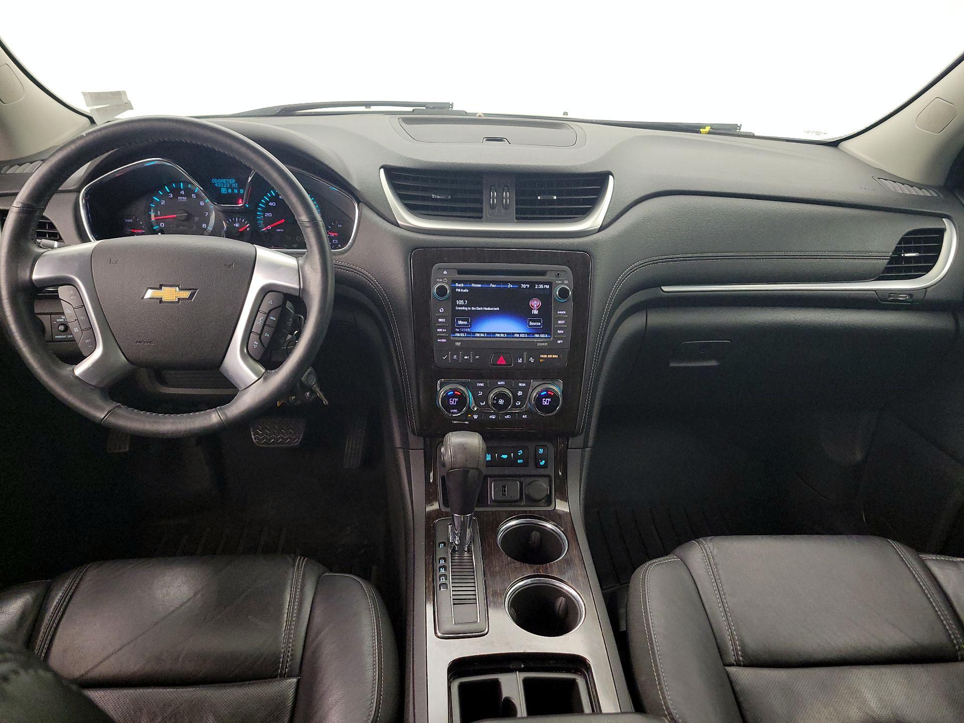Thumbnail: 2015 Chevrolet Traverse - 9