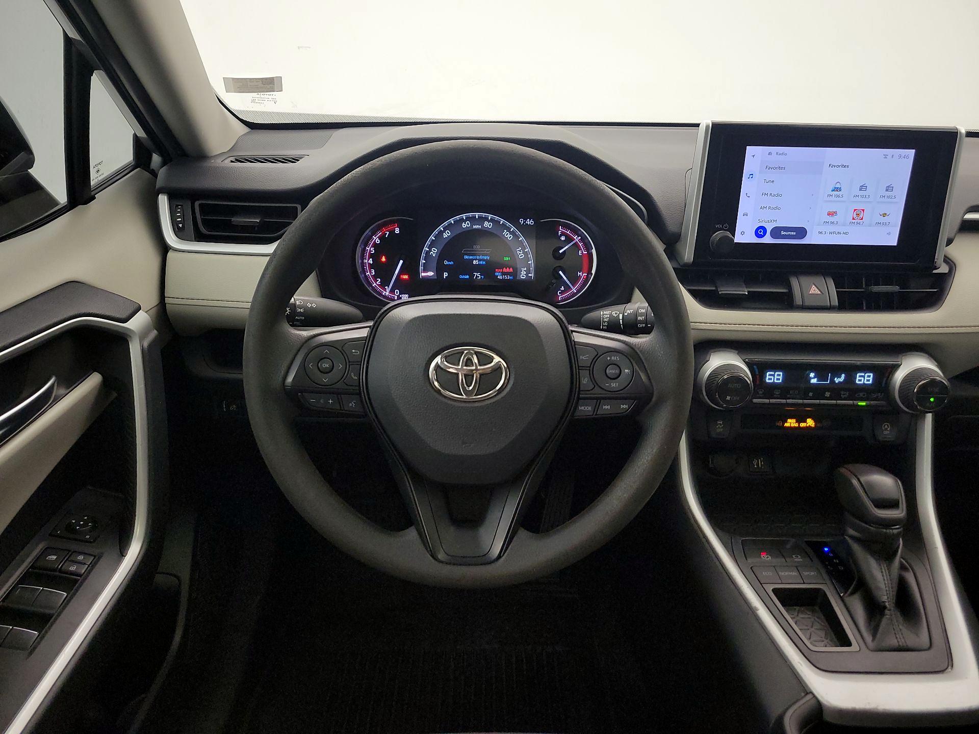 Thumbnail: 2023 Toyota RAV4 - 10