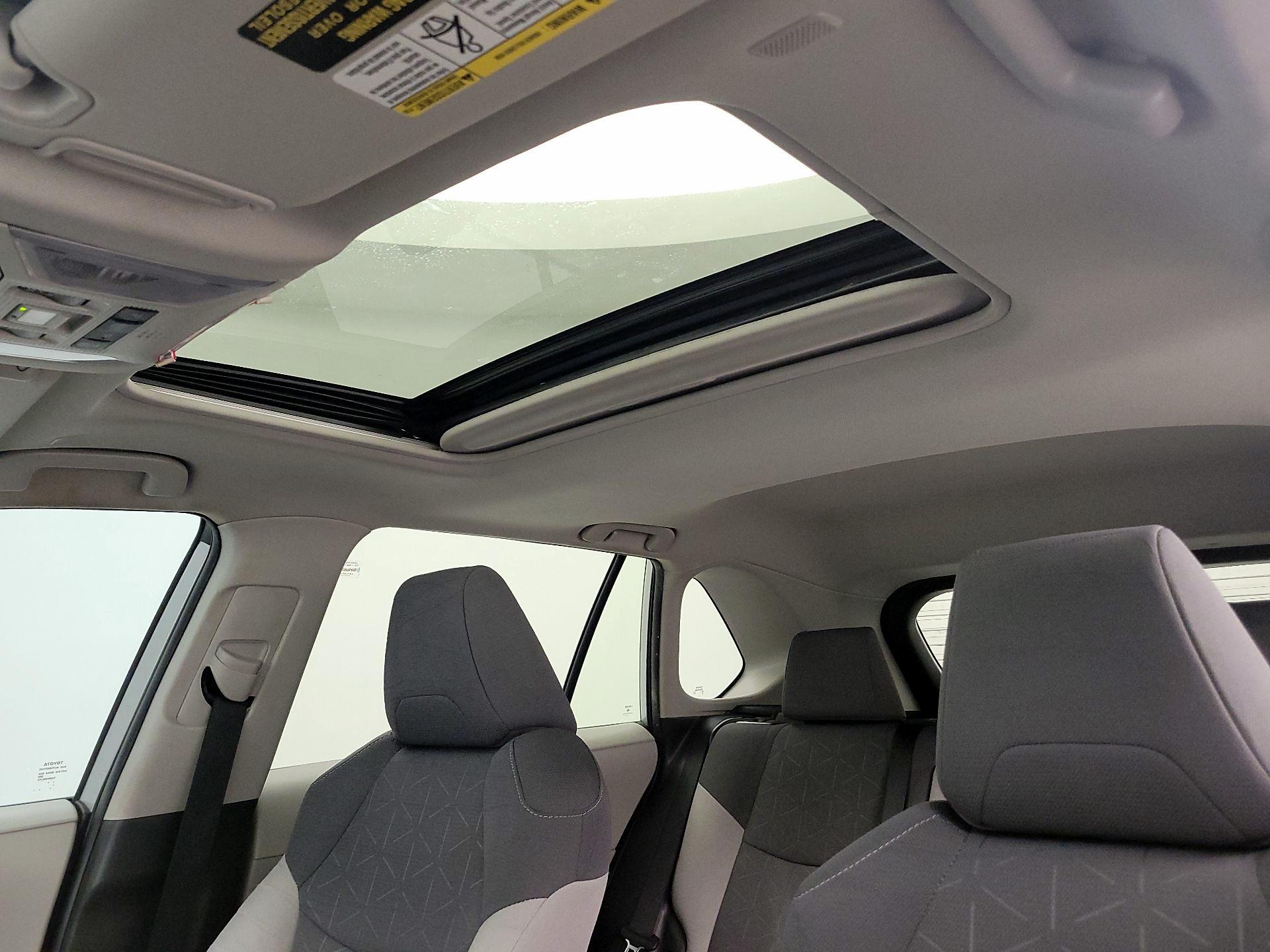 Thumbnail: 2023 Toyota RAV4 - 19