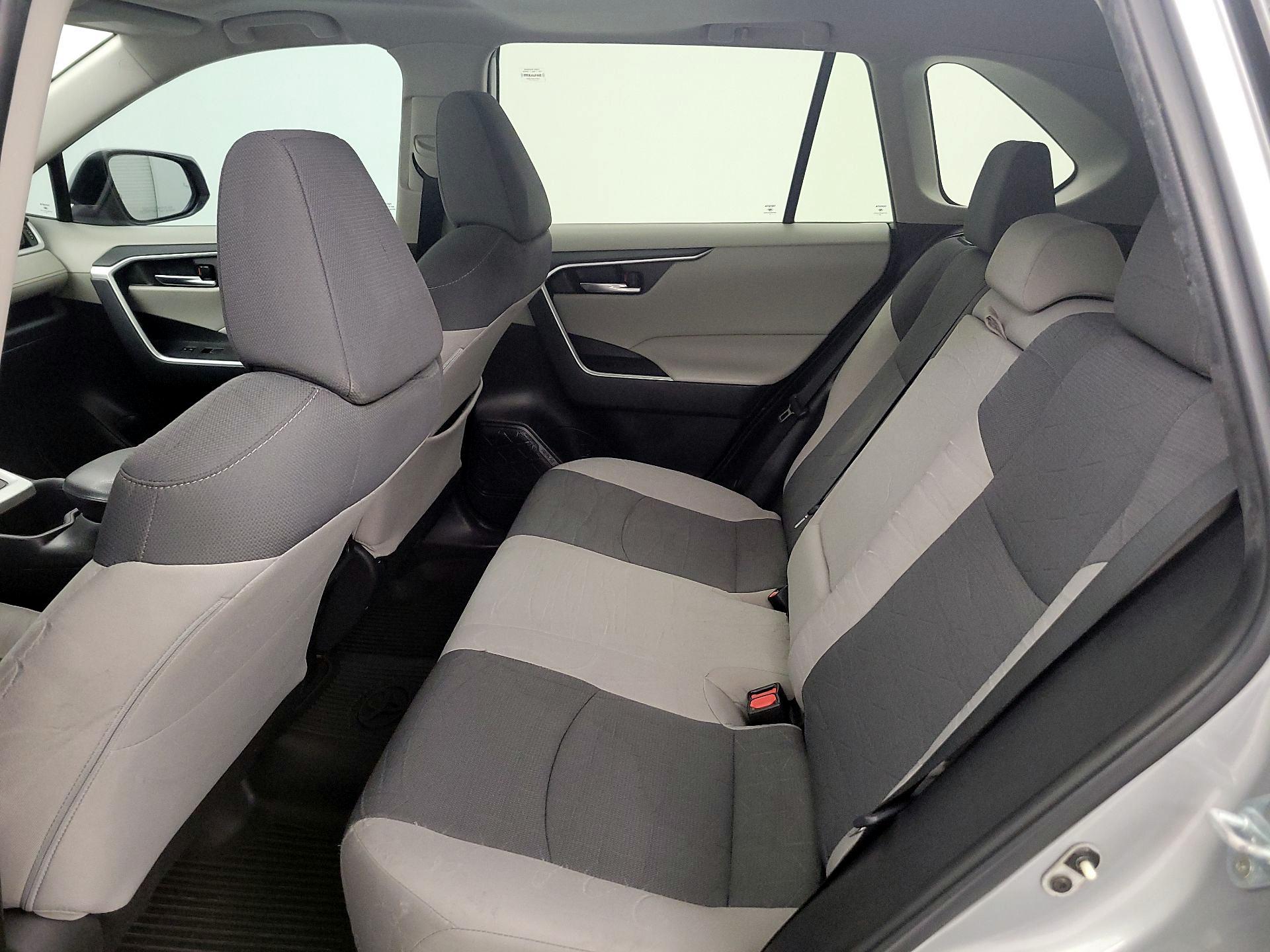 Thumbnail: 2023 Toyota RAV4 - 20