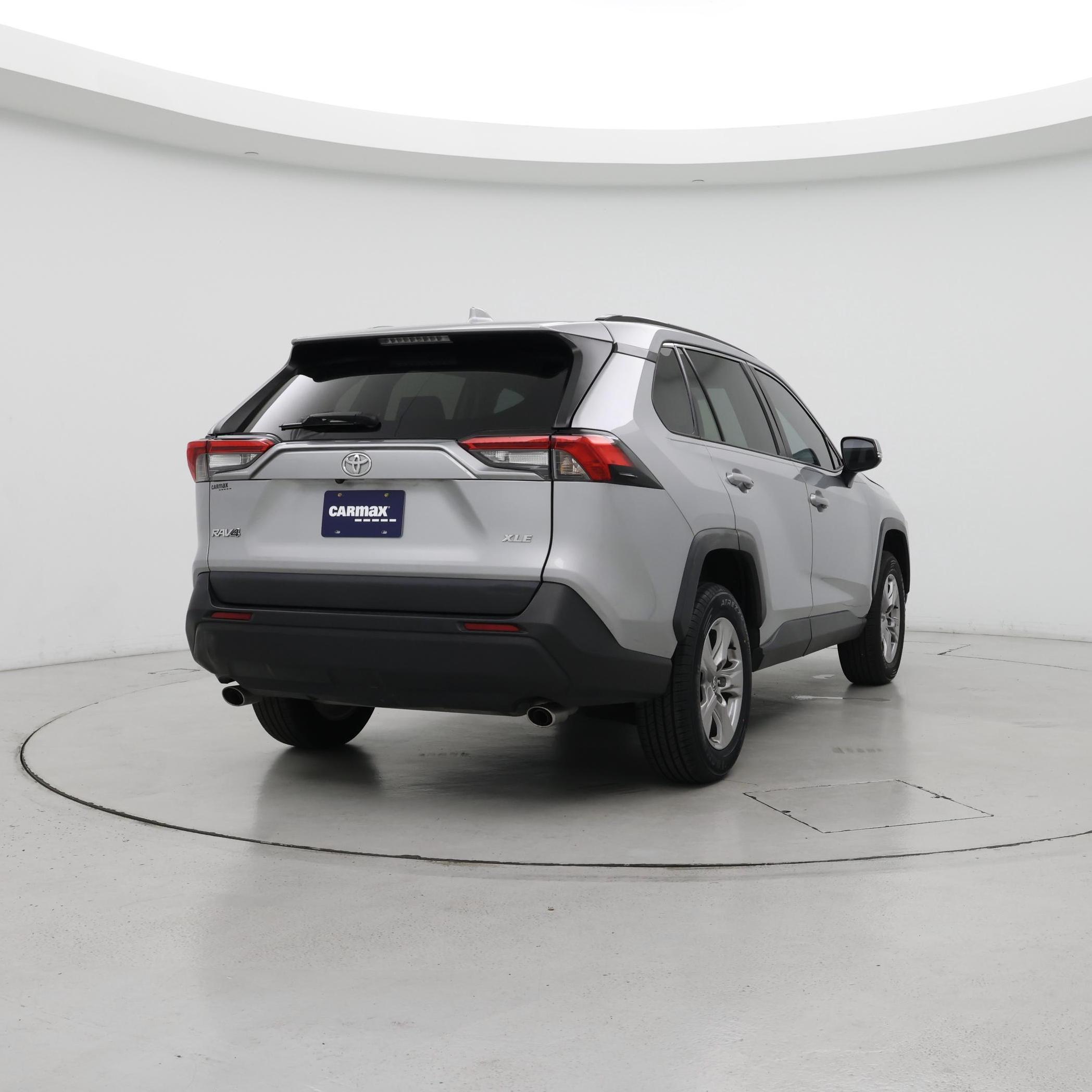 Thumbnail: 2023 Toyota RAV4 - 8