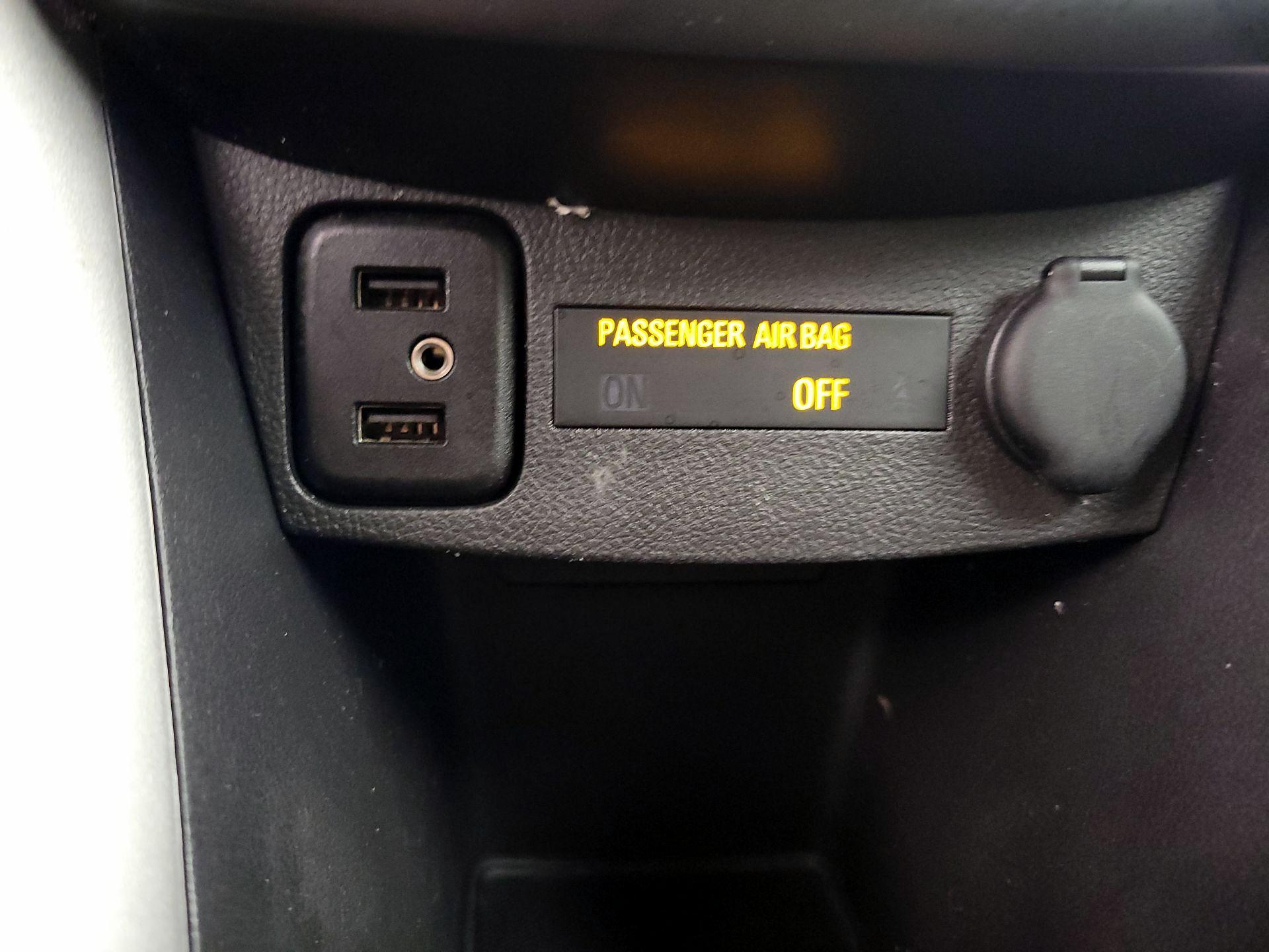 Thumbnail: 2021 Chevrolet Trax - 18