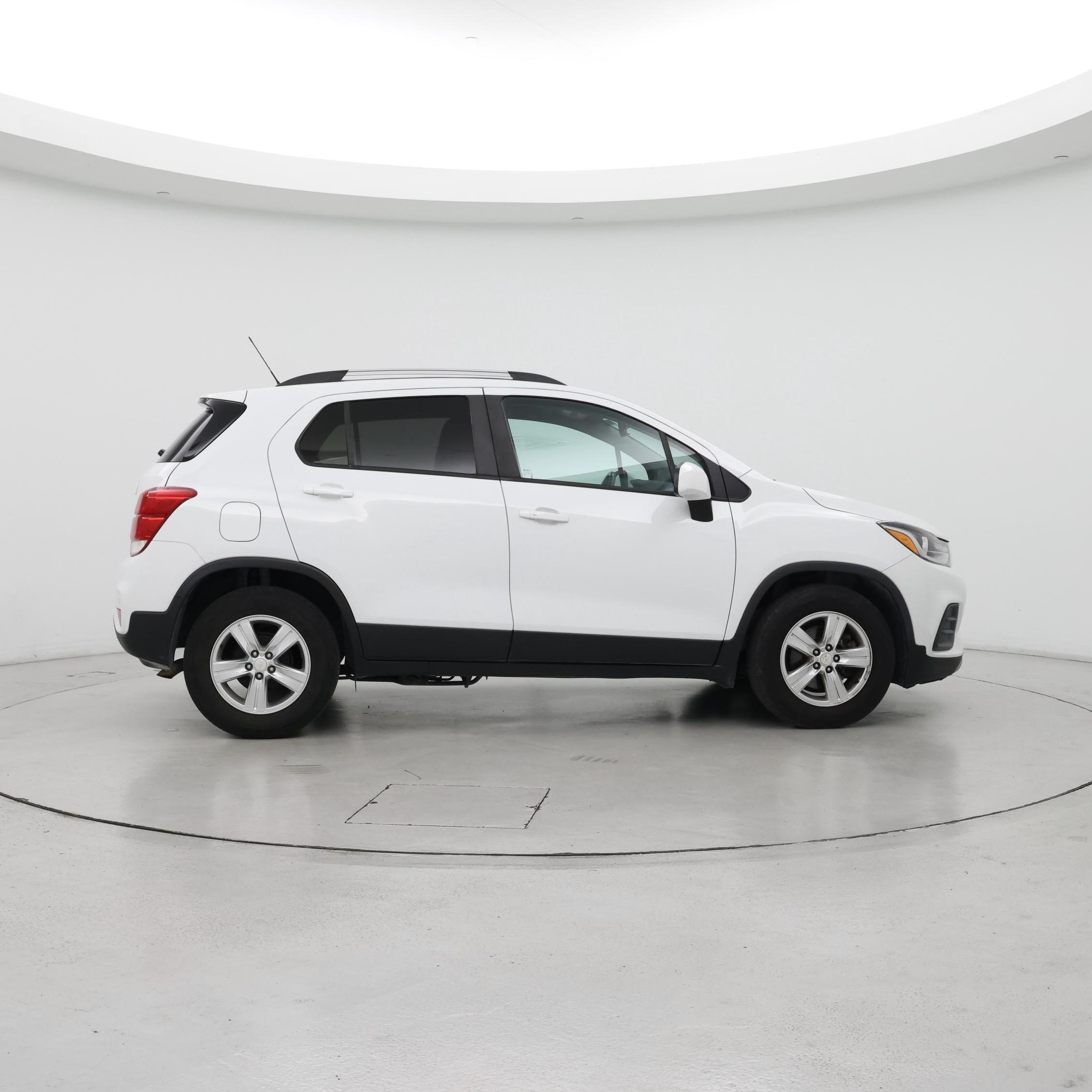 Thumbnail: 2021 Chevrolet Trax - 7