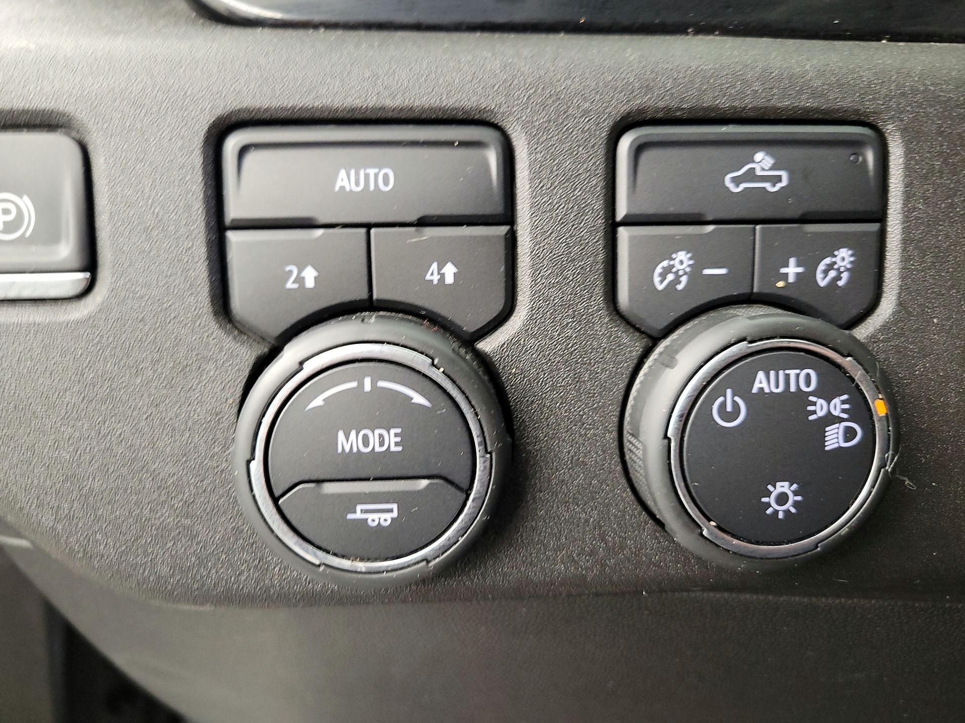 Thumbnail: 2023 Chevrolet Silverado 1500 - 13