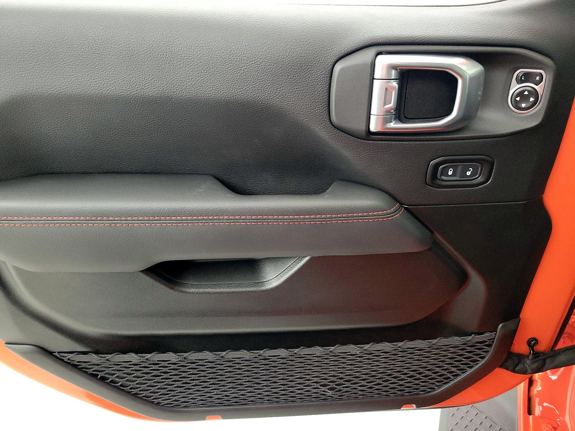 Thumbnail: 2023 Jeep Gladiator - 12