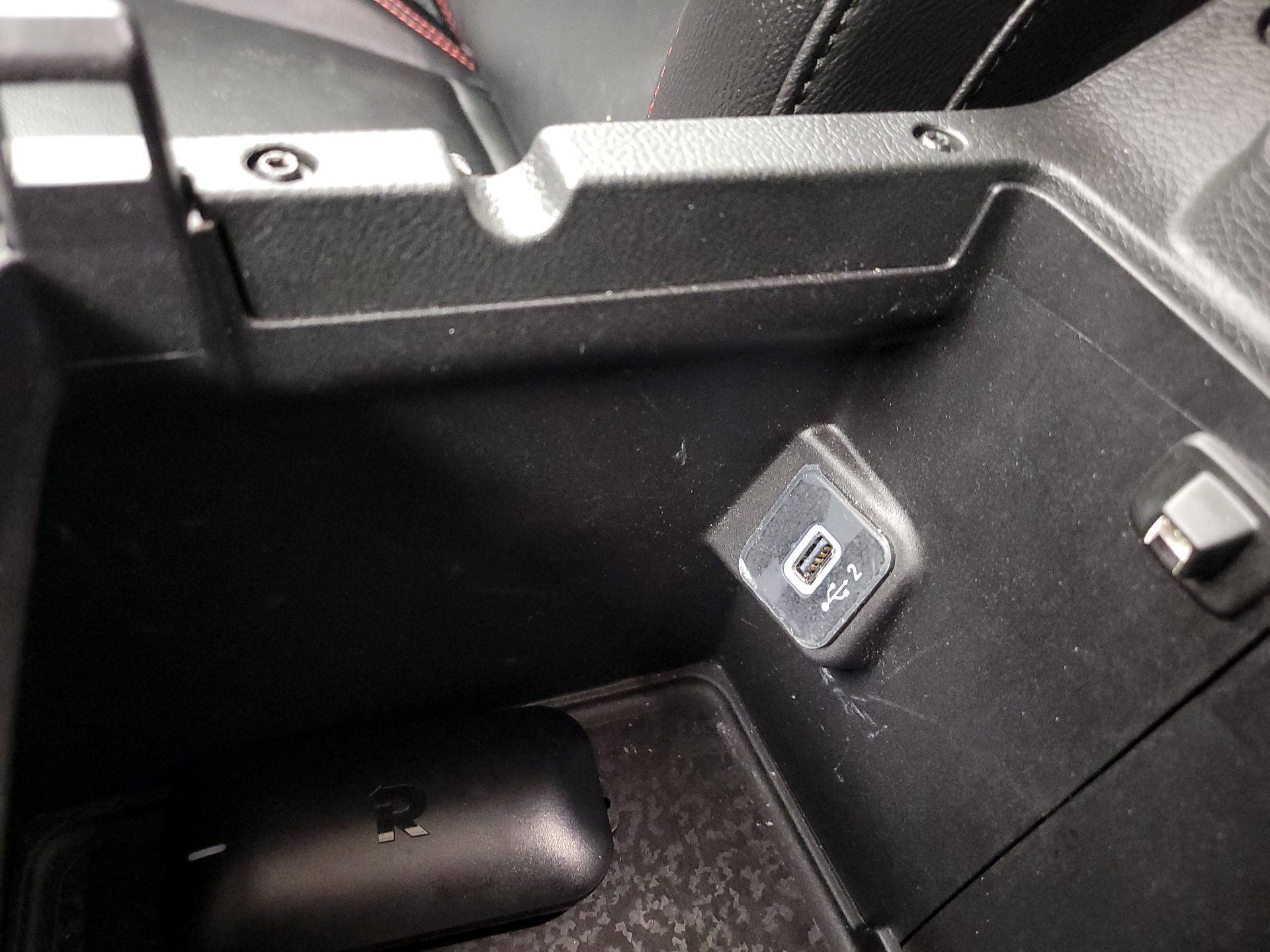 Thumbnail: 2023 Jeep Gladiator - 18