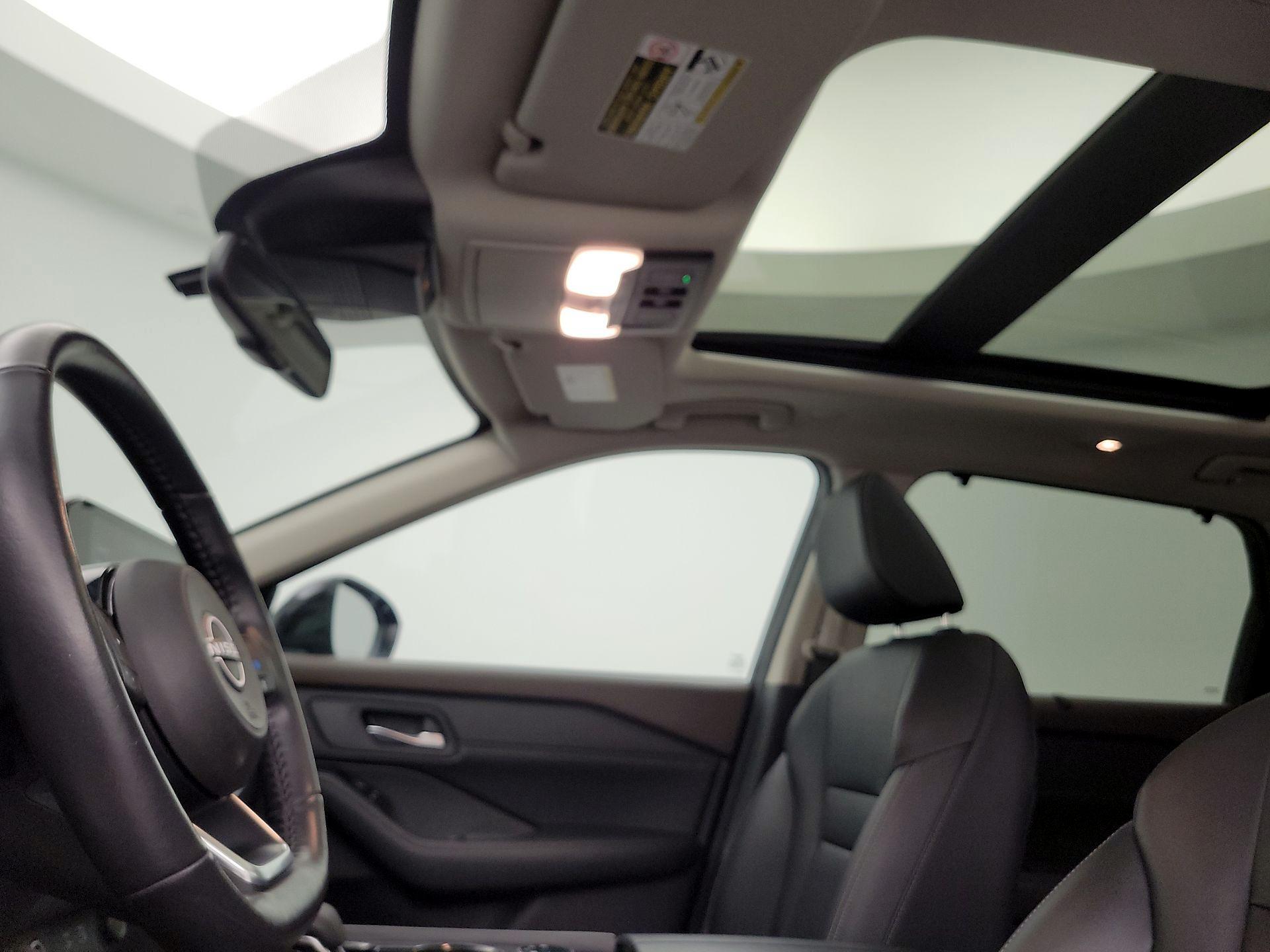 Thumbnail: 2023 Nissan Rogue - 19