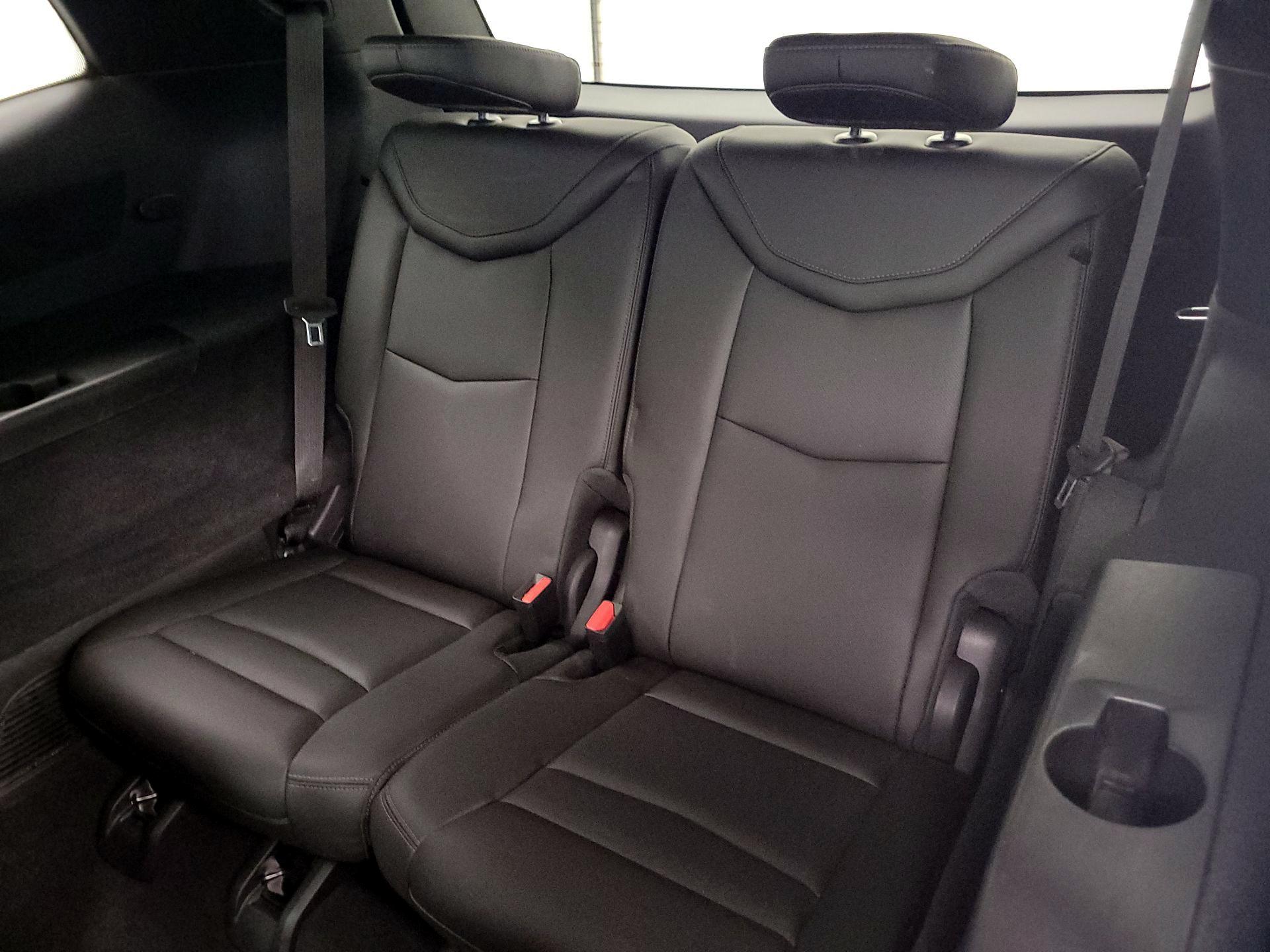 Thumbnail: 2023 Cadillac XT6 - 20