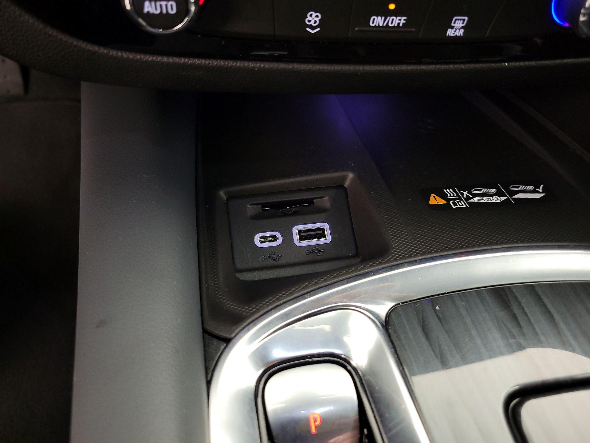 Thumbnail: 2023 Buick Enclave - 18