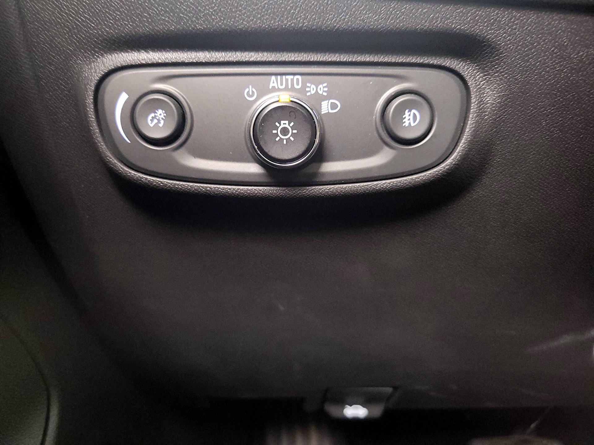 Thumbnail: 2023 Chevrolet Equinox - 13