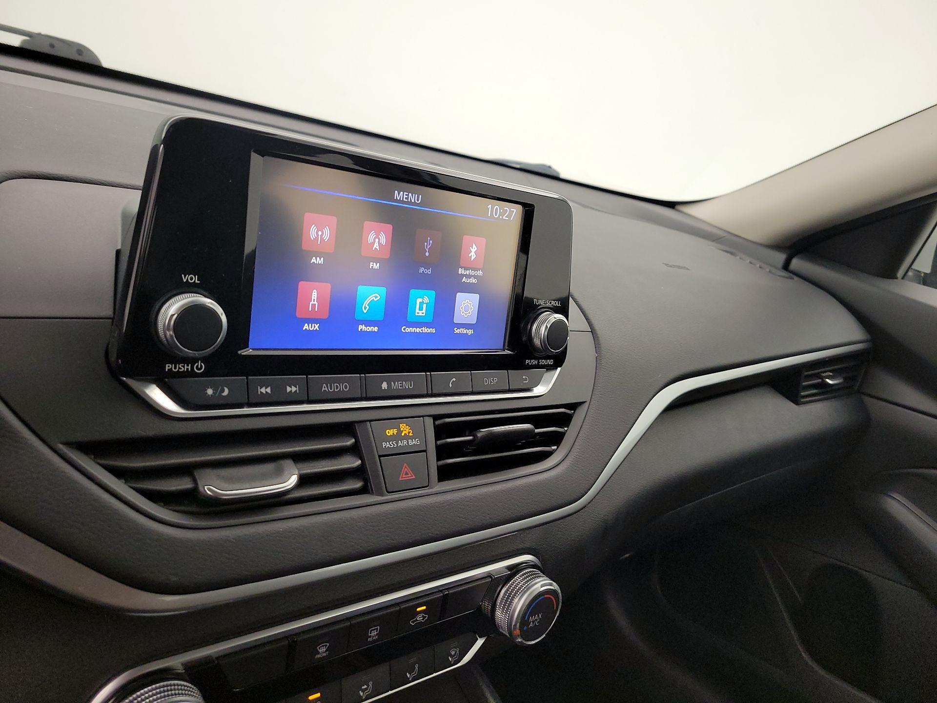 Thumbnail: 2022 Nissan Altima - 15