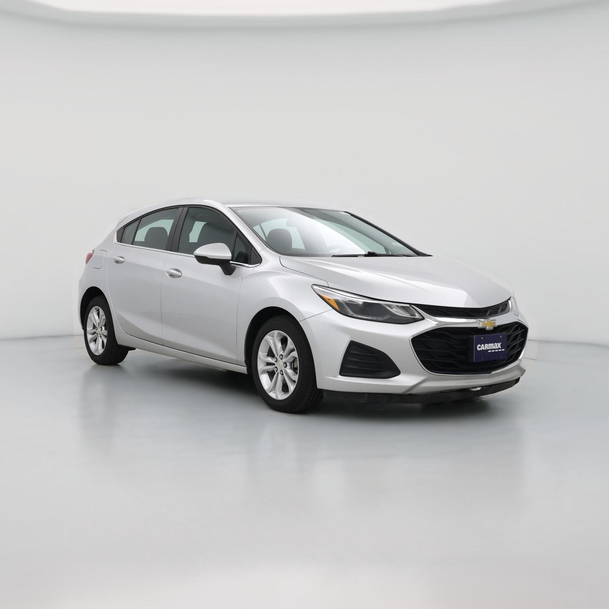Thumbnail: 2019 Chevrolet Cruze - 1