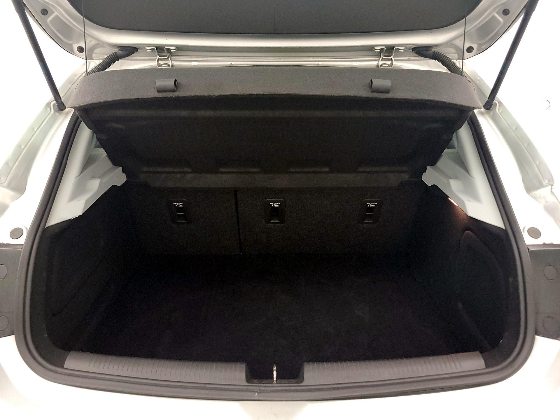 Thumbnail: 2019 Chevrolet Cruze - 20