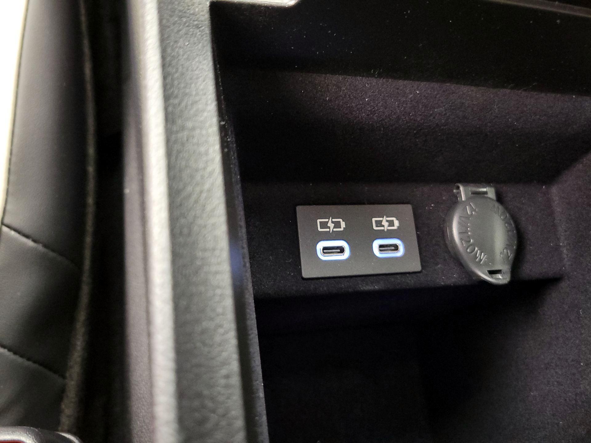 Thumbnail: 2025 Lexus ES - 18