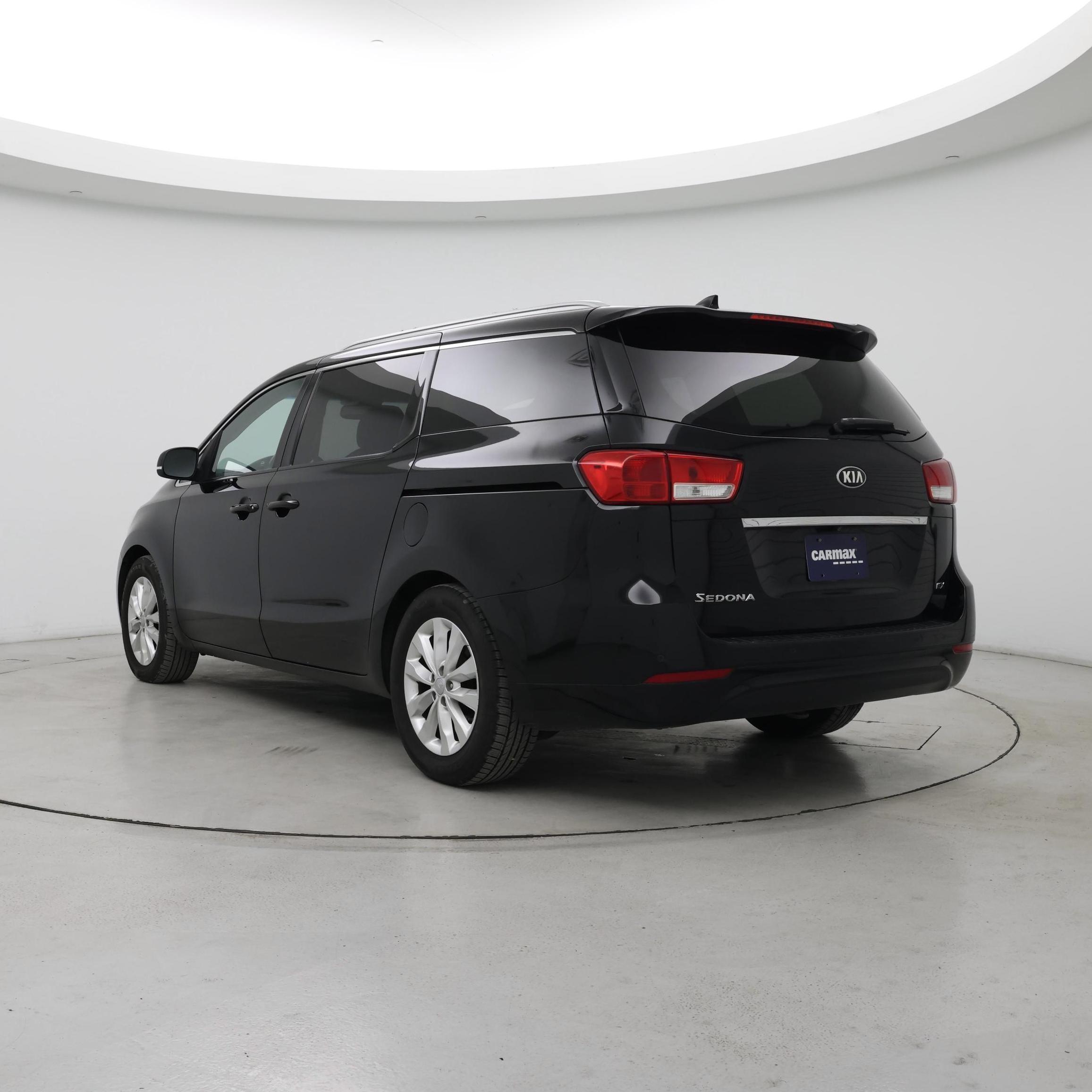 Thumbnail: 2018 Kia Sedona - 2