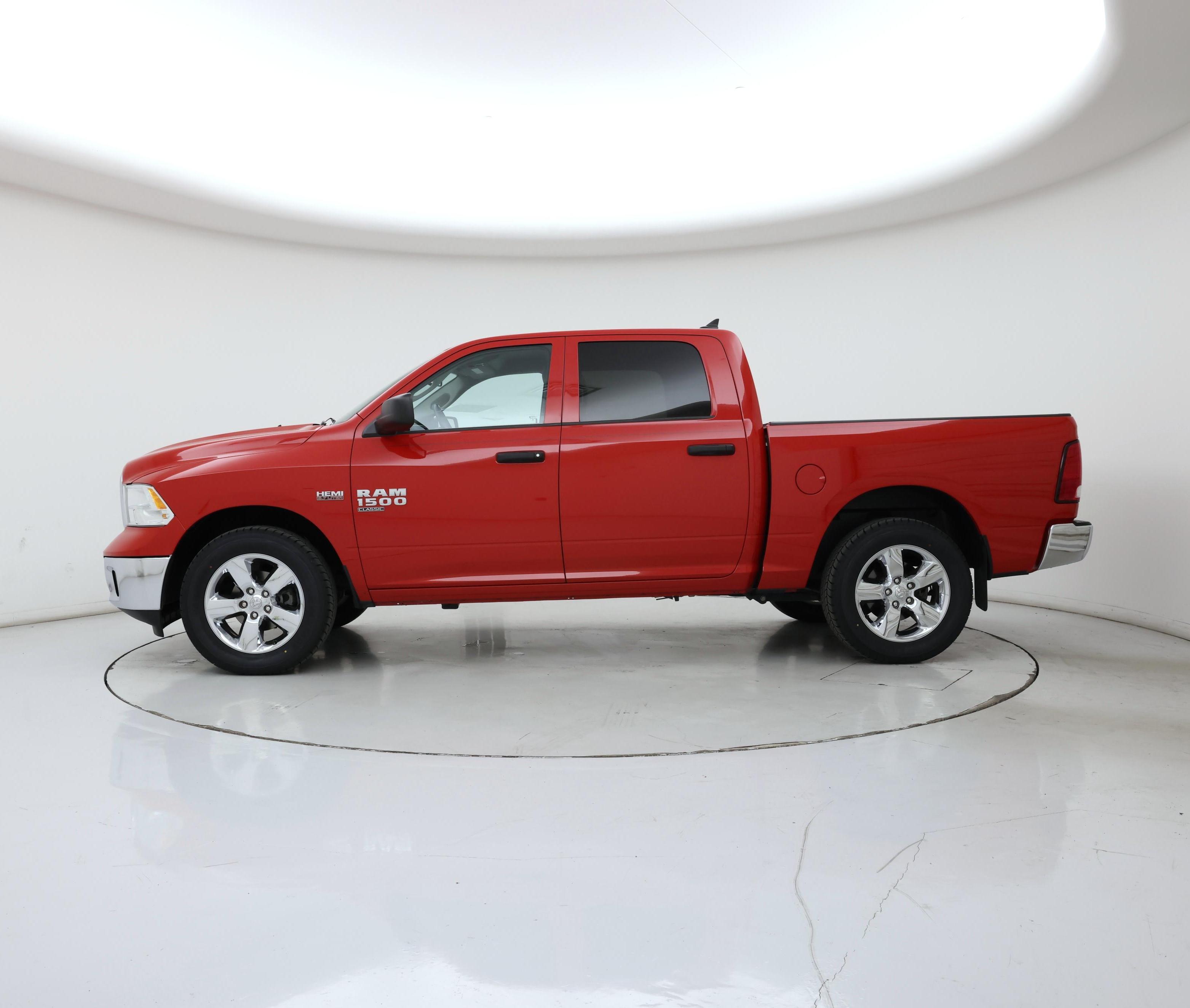 Thumbnail: 2023 RAM 1500 Classic - 3