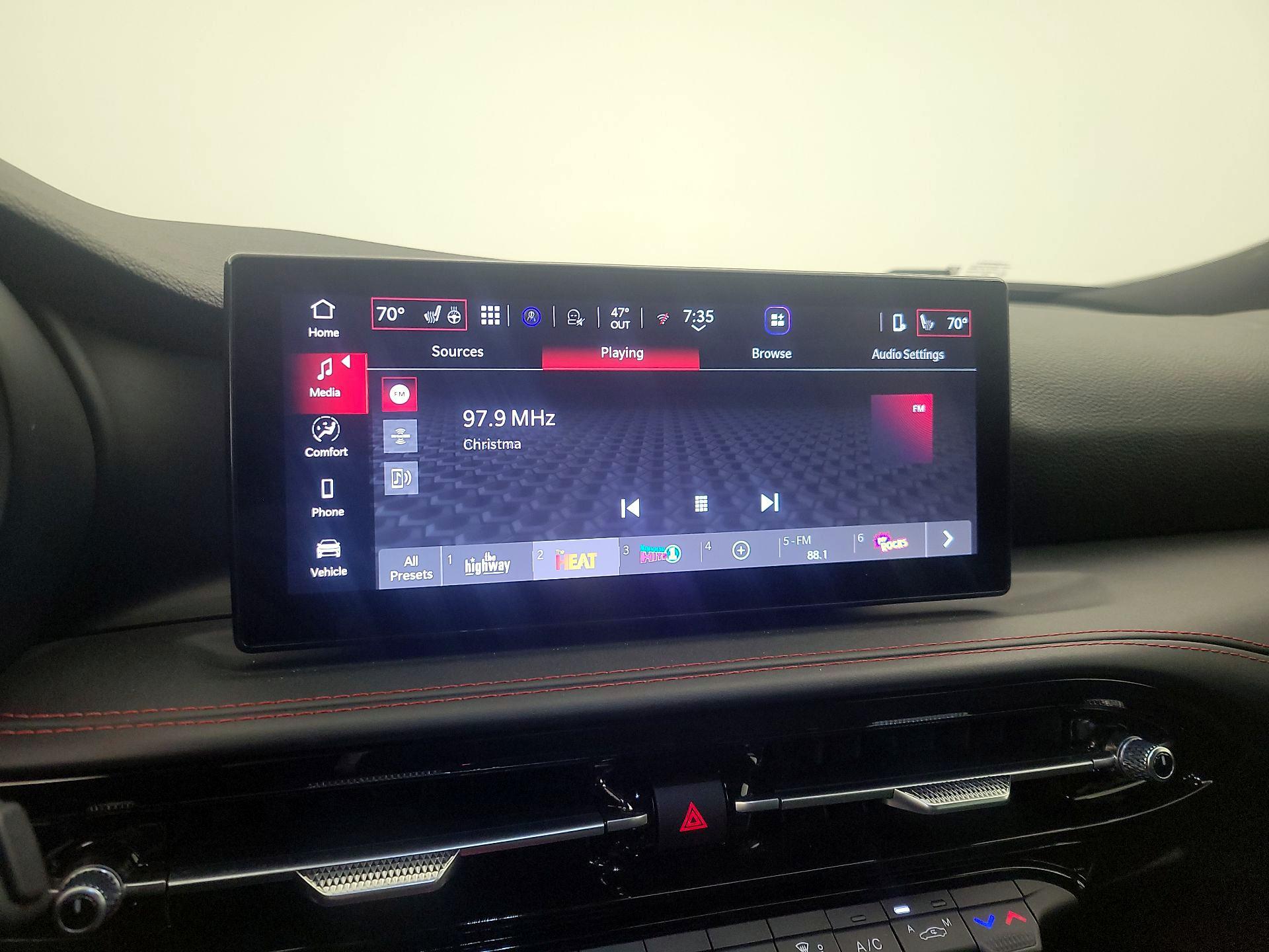 Thumbnail: 2024 Dodge Hornet - 13