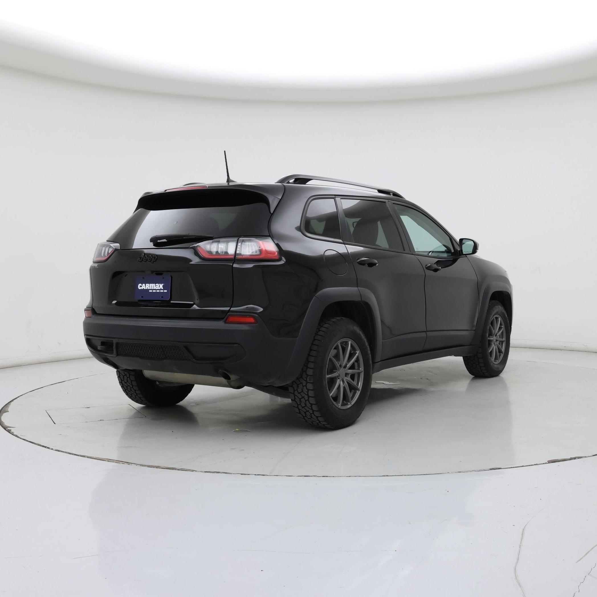 Thumbnail: 2022 Jeep Cherokee - 8