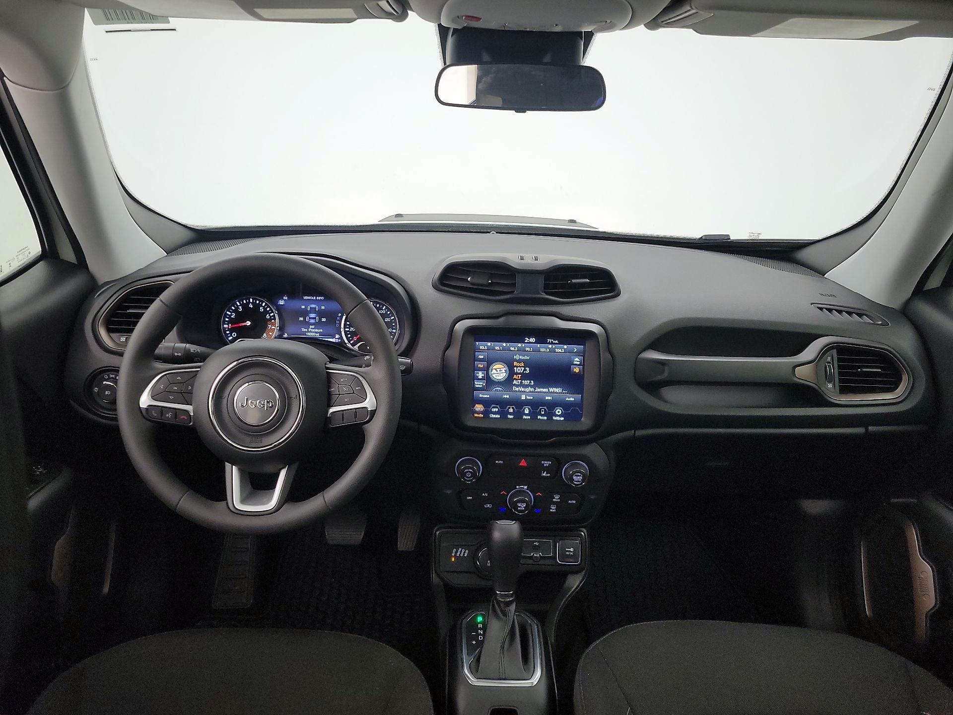 Thumbnail: 2023 Jeep Renegade - 9