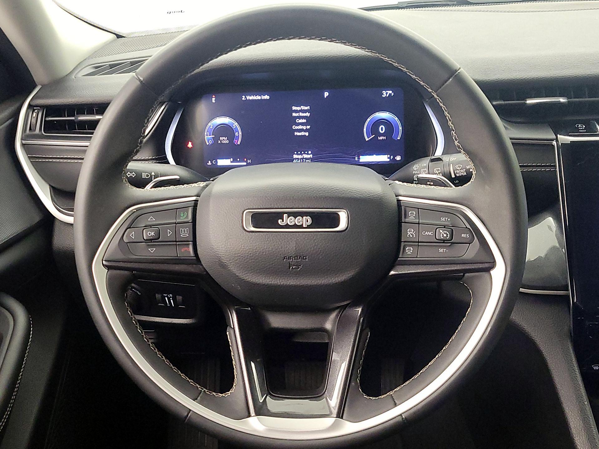 Thumbnail: 2023 Jeep Grand Cherokee - 10