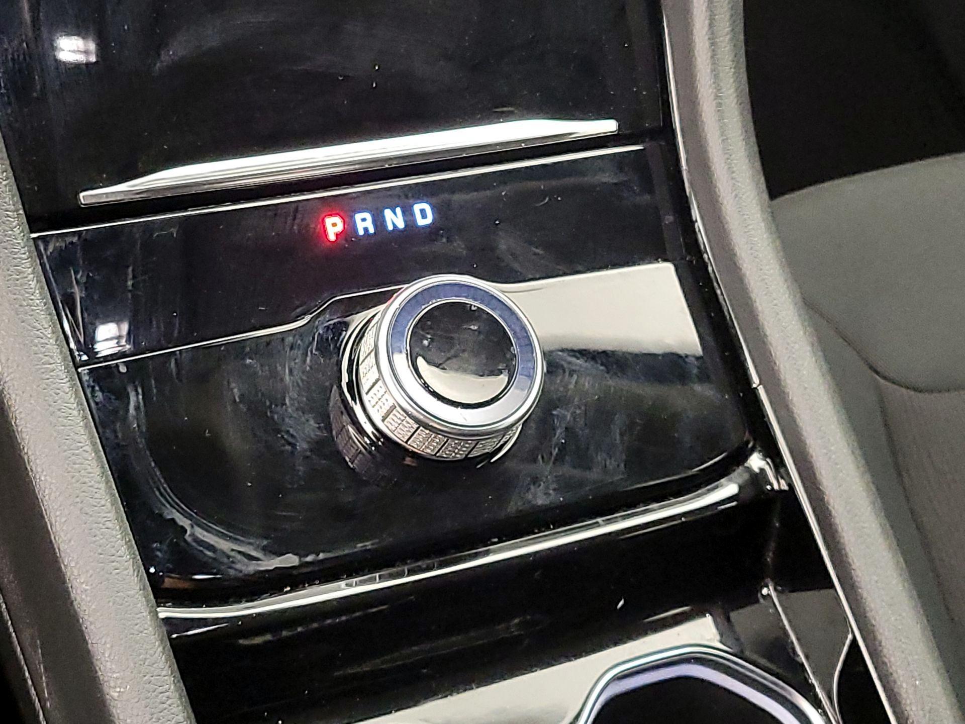 Thumbnail: 2023 Jeep Grand Cherokee - 17