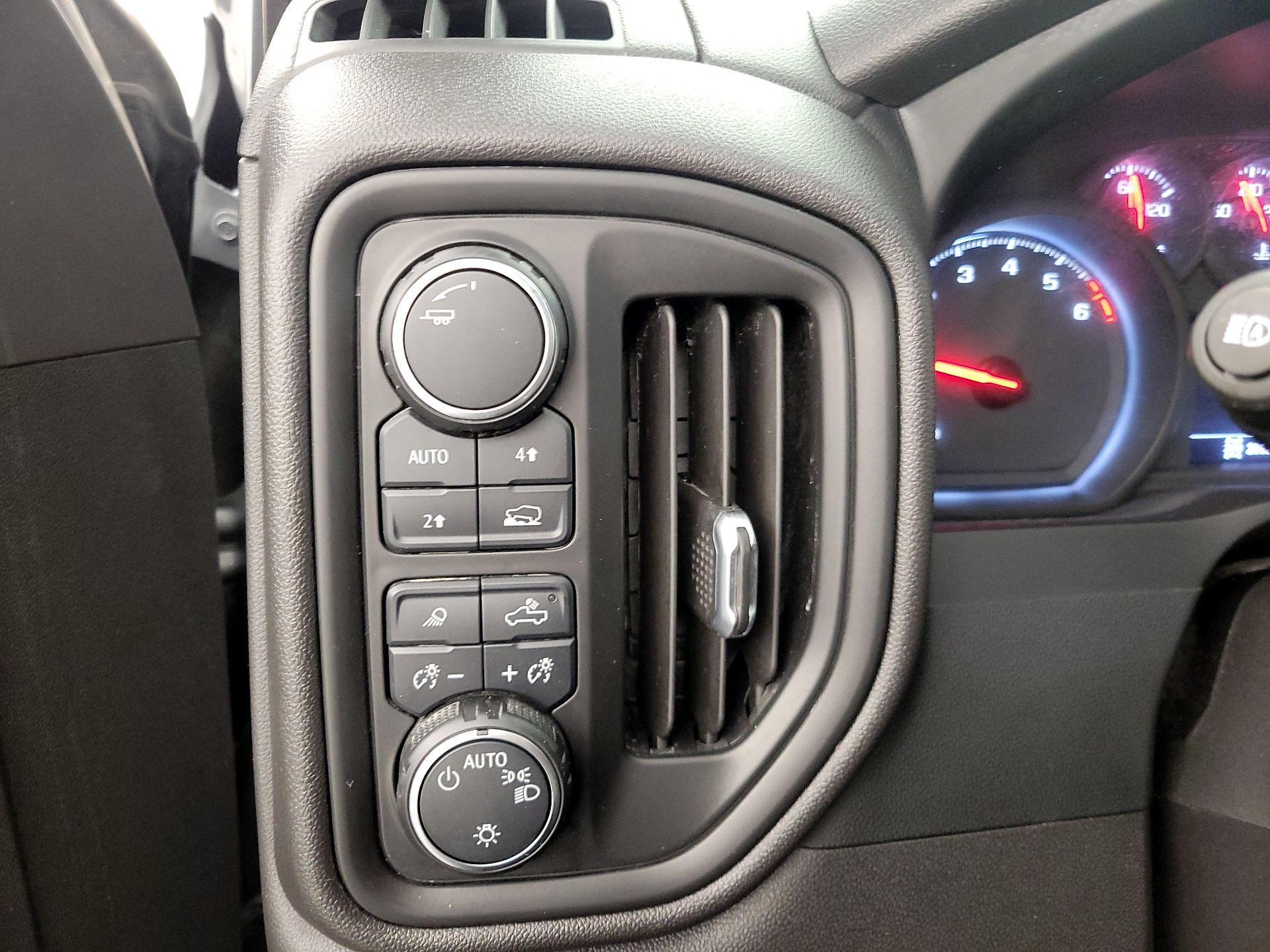 Thumbnail: 2023 Chevrolet Silverado 1500 - 13