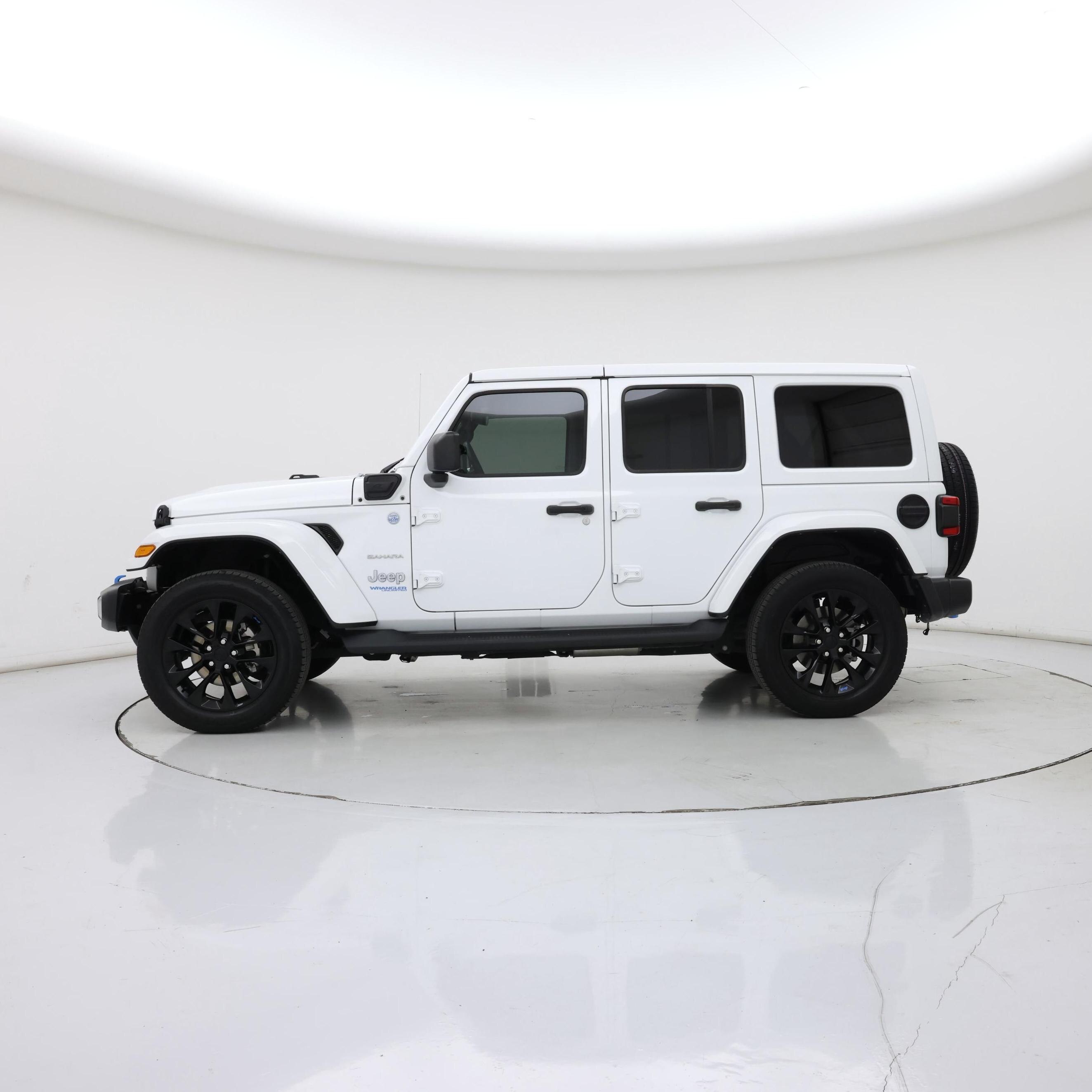 Thumbnail: 2022 Jeep Wrangler - 3