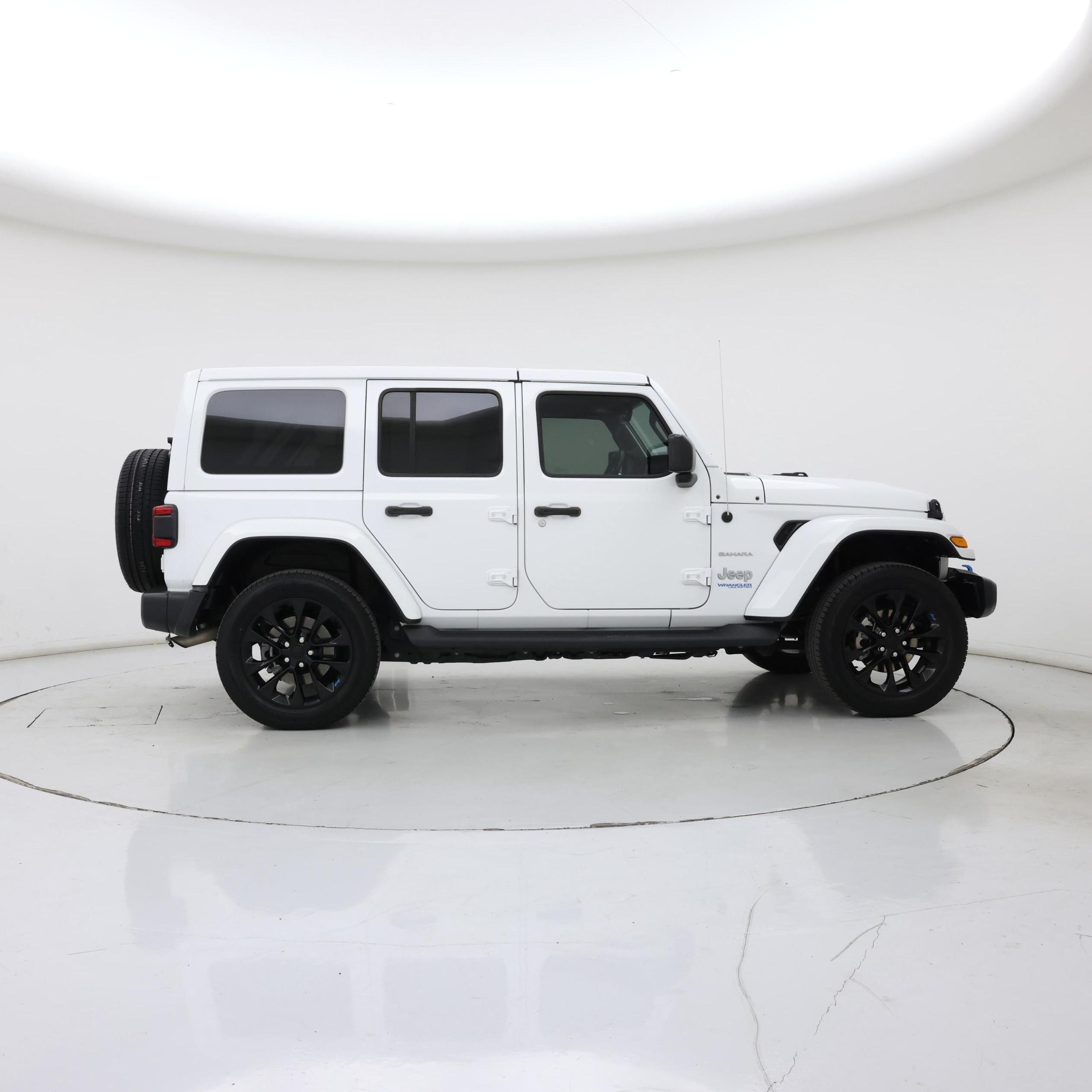 Thumbnail: 2022 Jeep Wrangler - 7