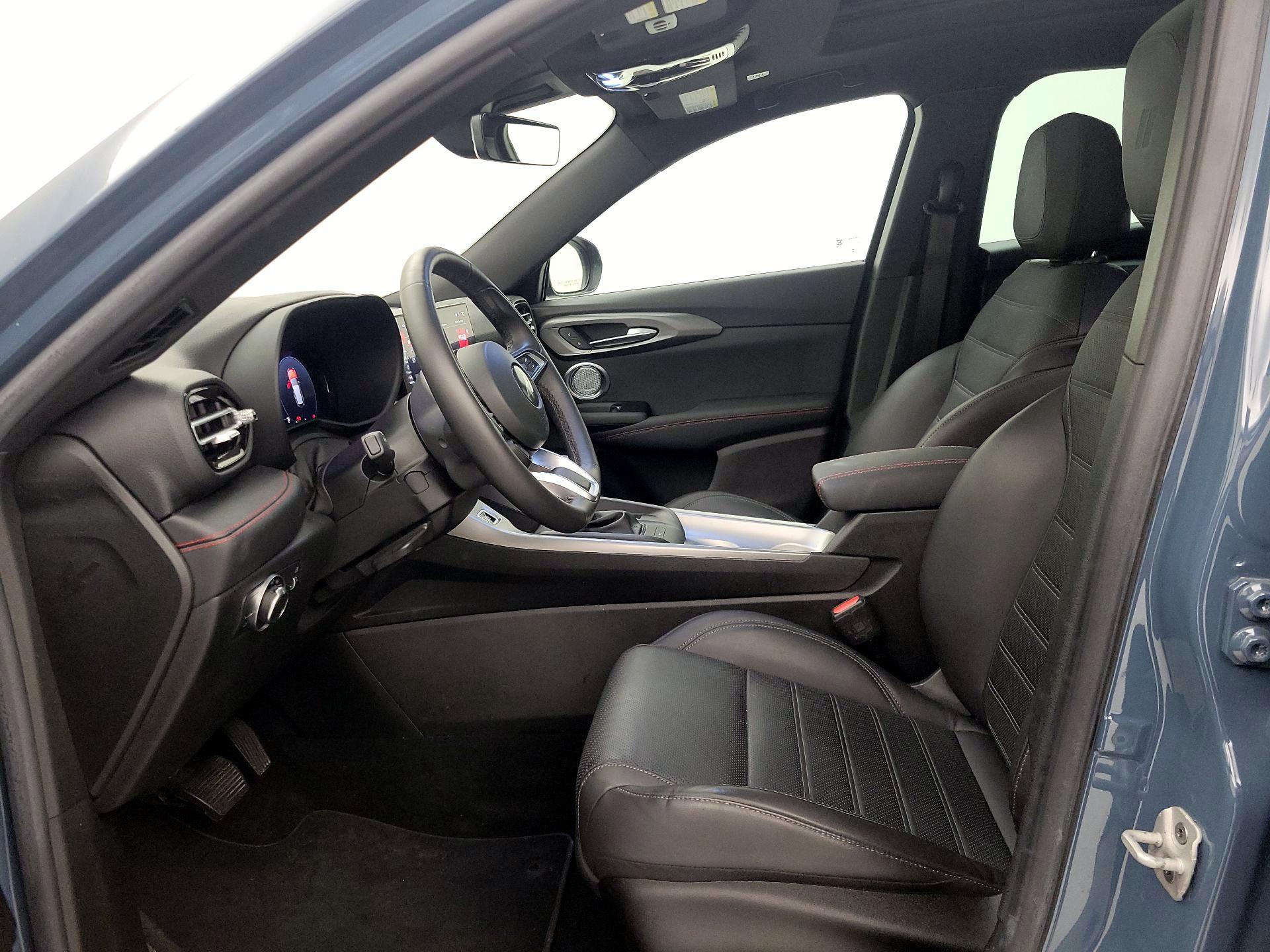 Thumbnail: 2023 Dodge Hornet - 11