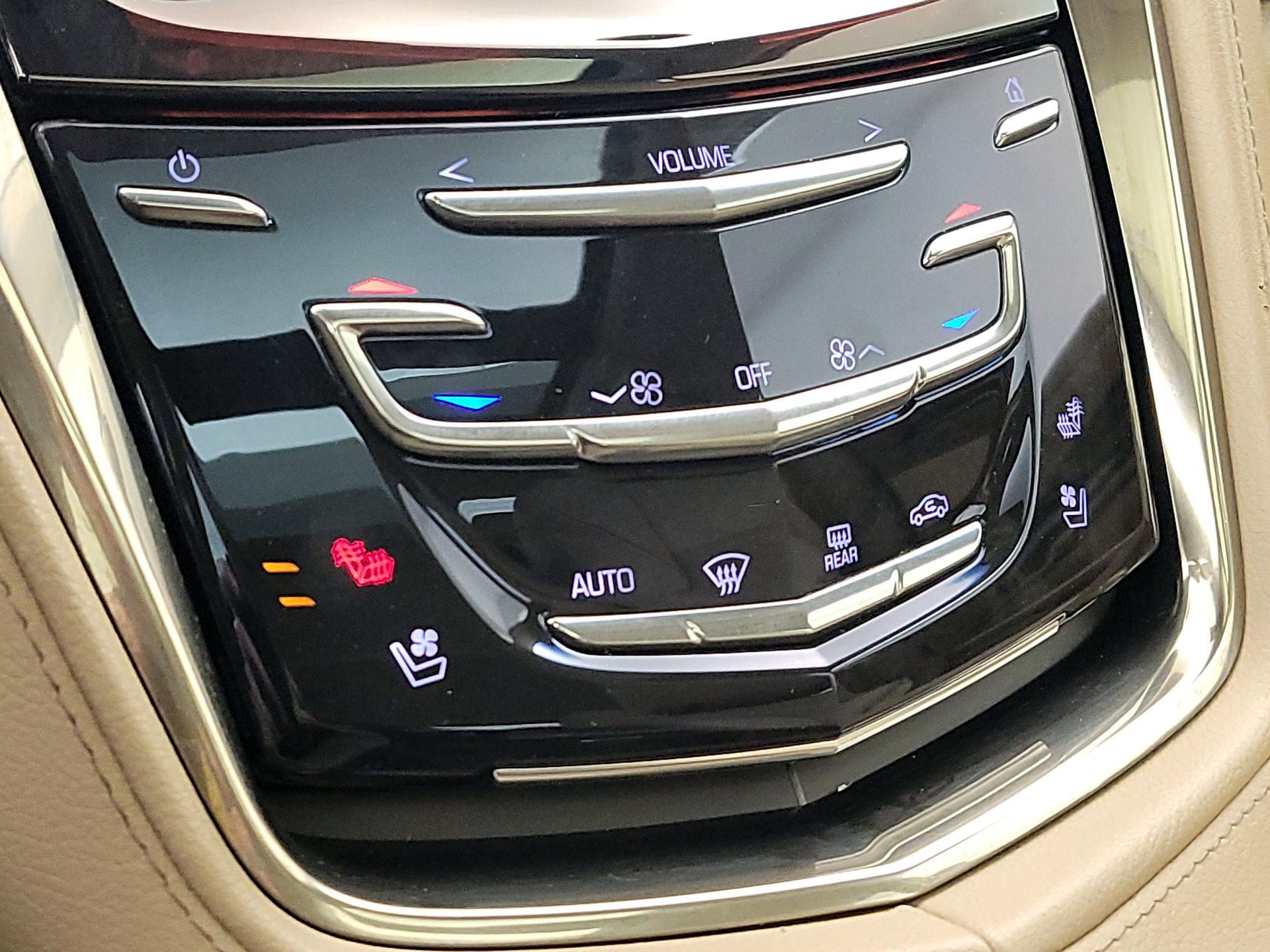 Thumbnail: 2015 Cadillac CTS - 17