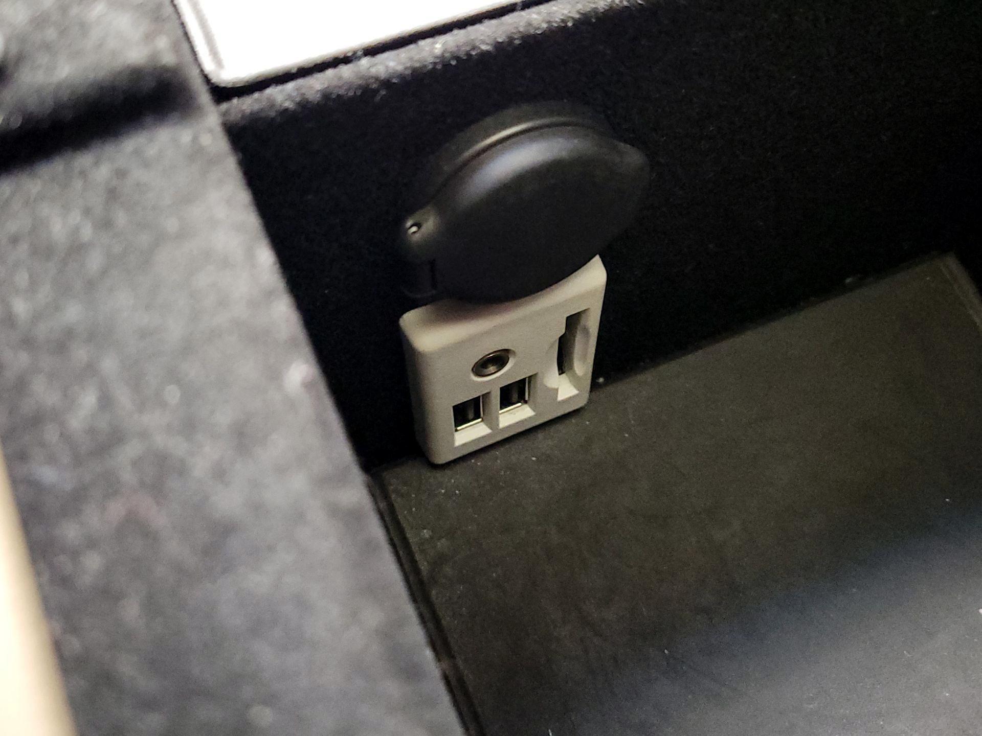 Thumbnail: 2015 Cadillac CTS - 19