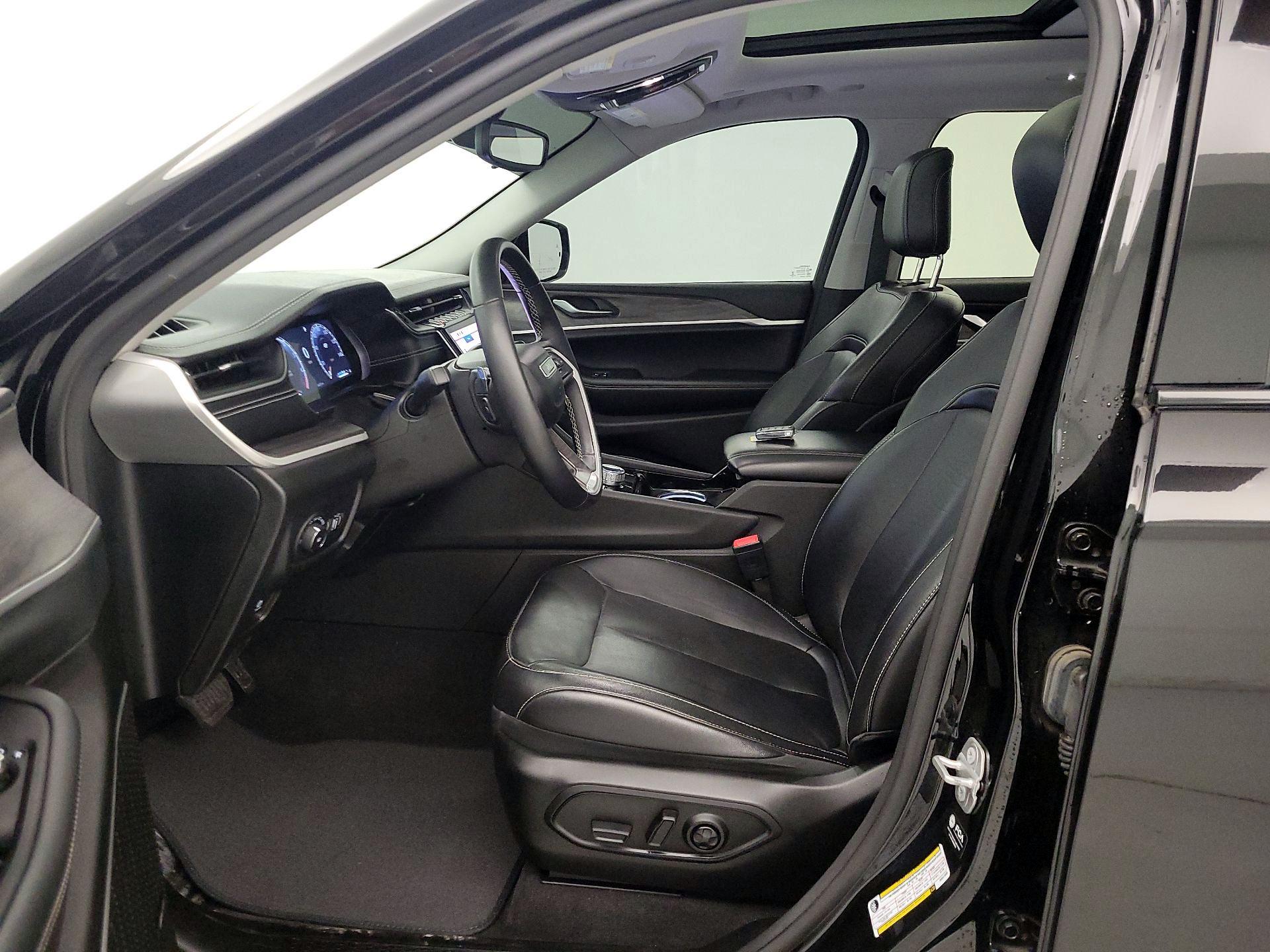 Thumbnail: 2022 Jeep Grand Cherokee L - 11