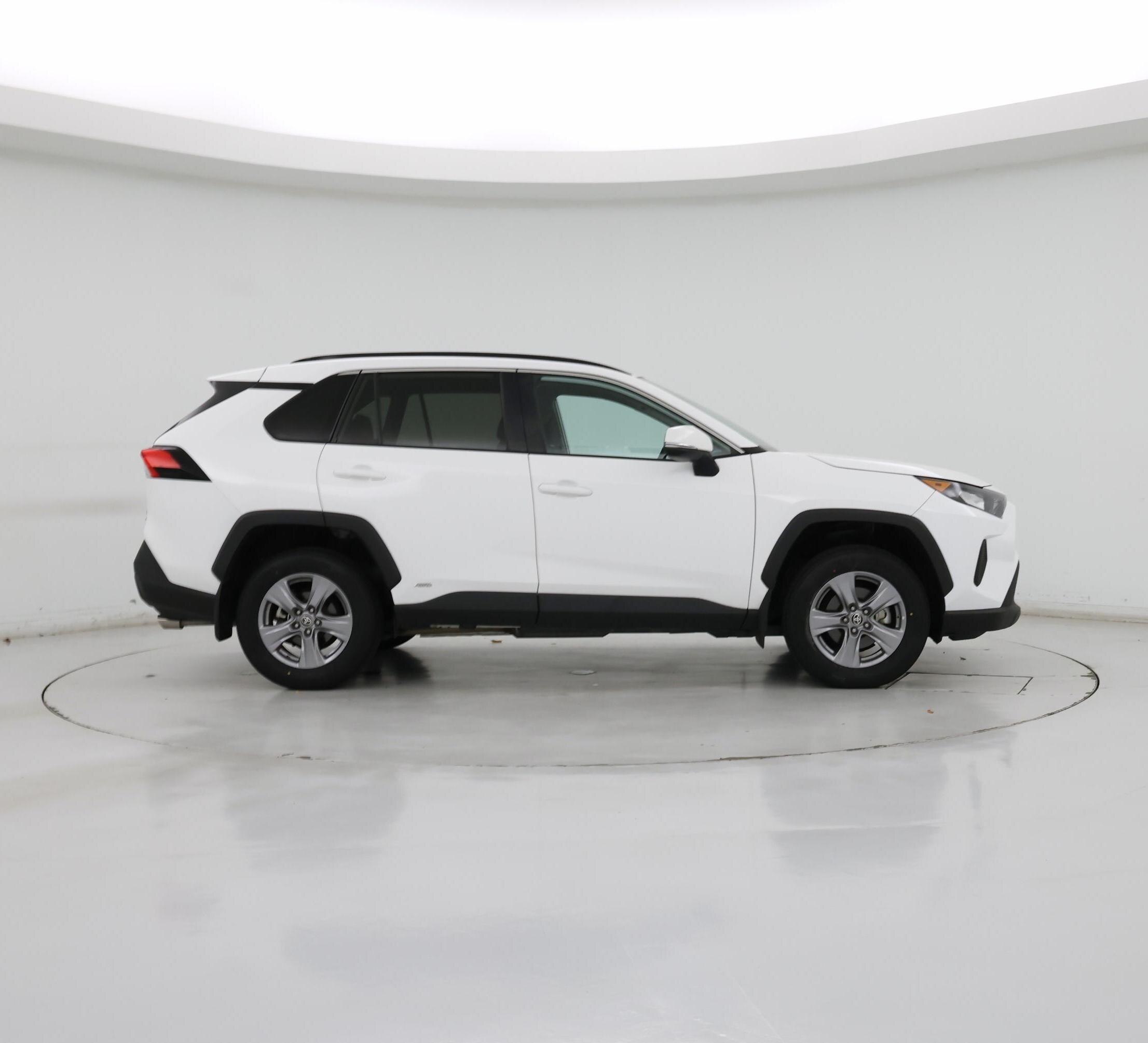 Thumbnail: 2022 Toyota RAV4 - 7