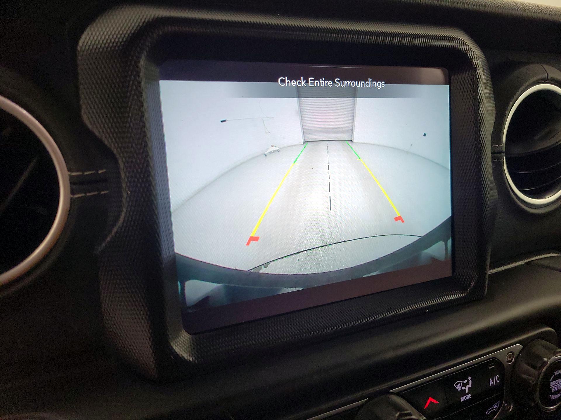 Thumbnail: 2021 Jeep Wrangler - 15