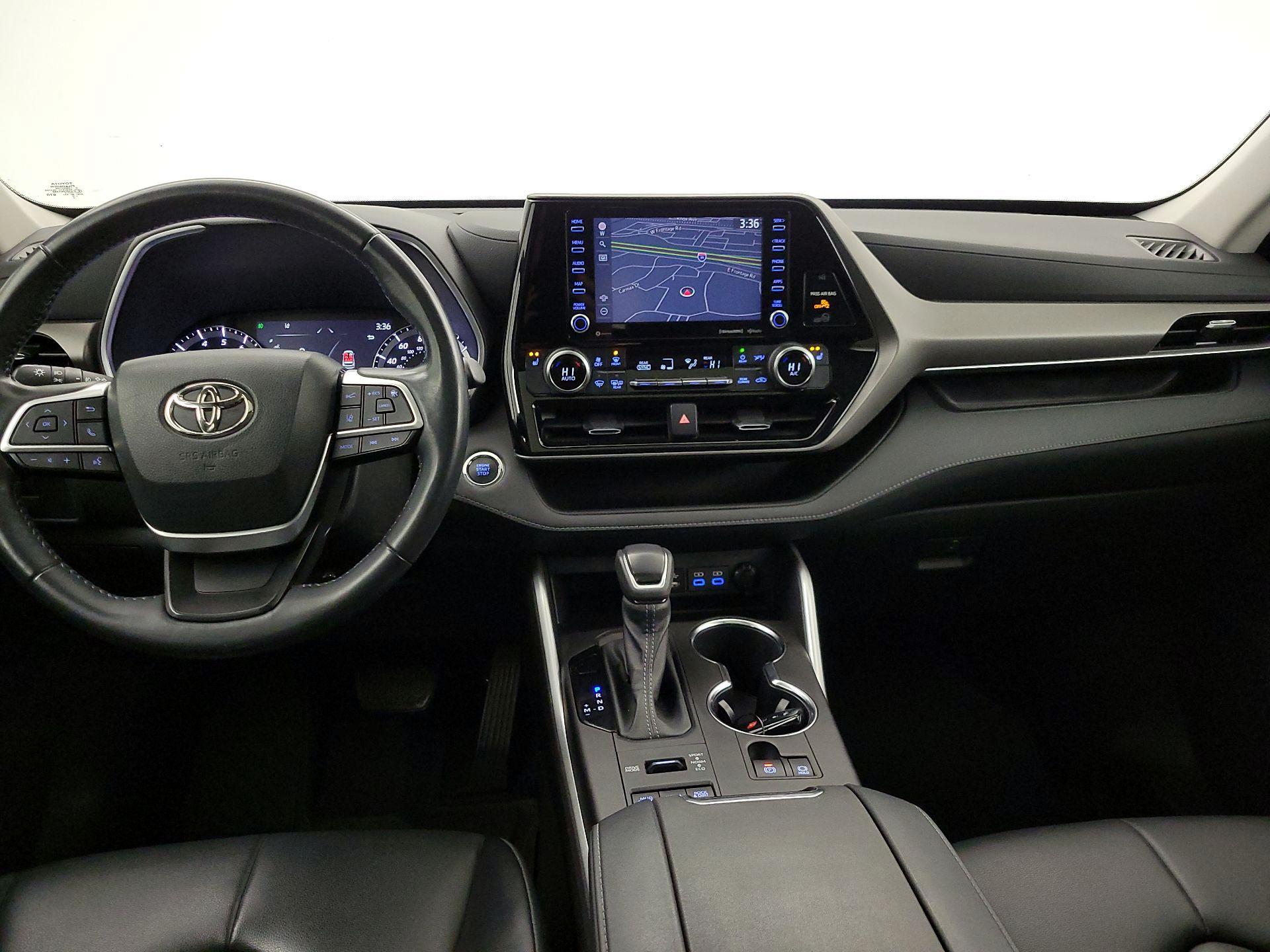 Thumbnail: 2022 Toyota Highlander - 9