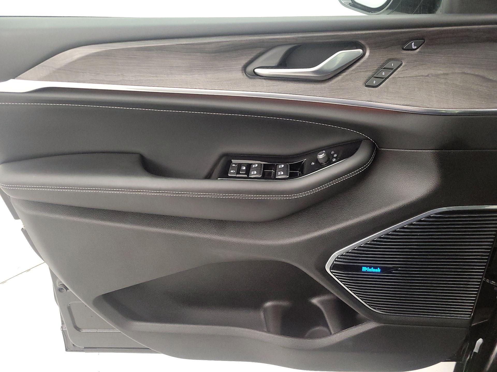 Thumbnail: 2021 Jeep Grand Cherokee L - 12