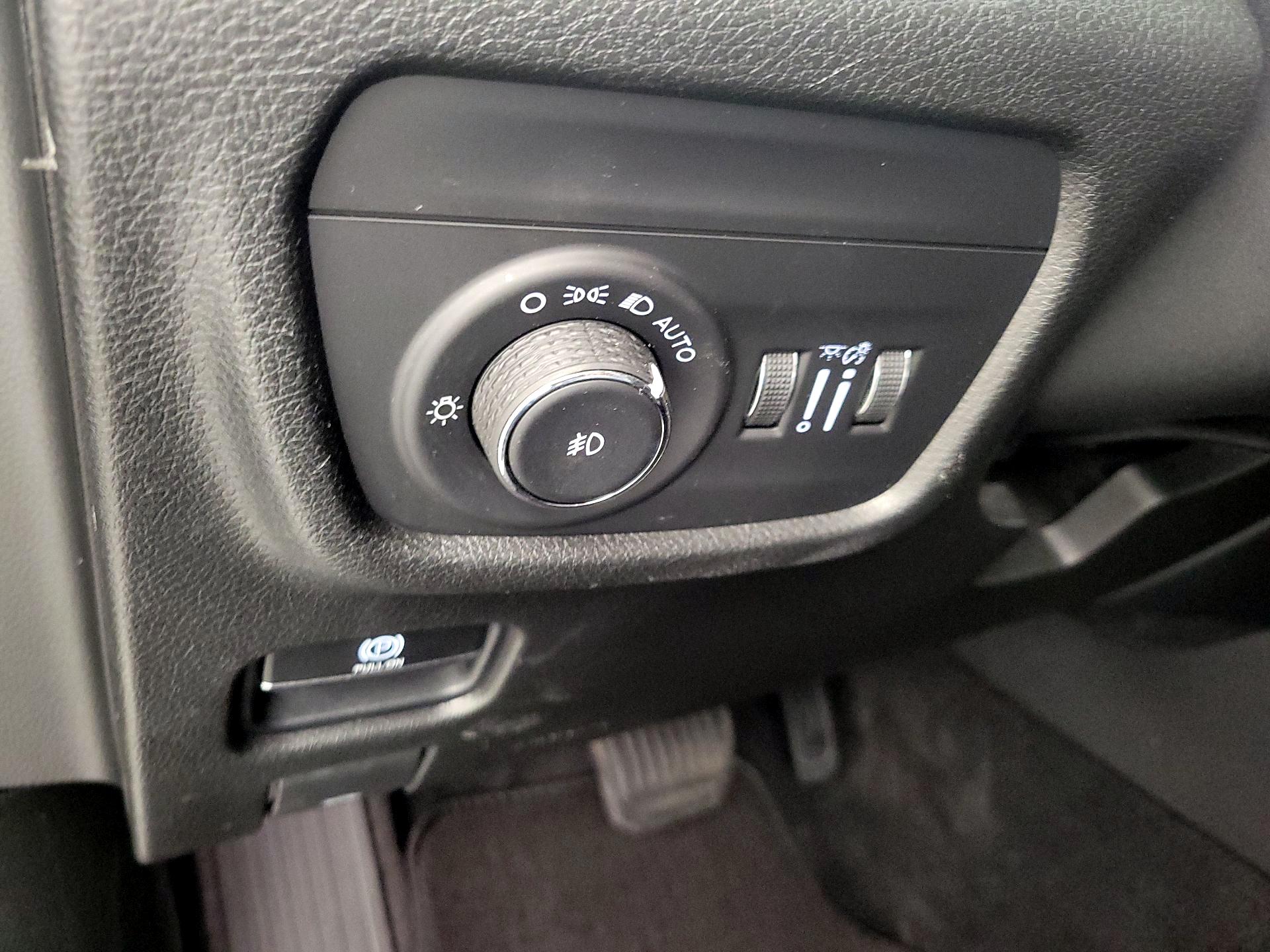 Thumbnail: 2021 Jeep Grand Cherokee L - 13