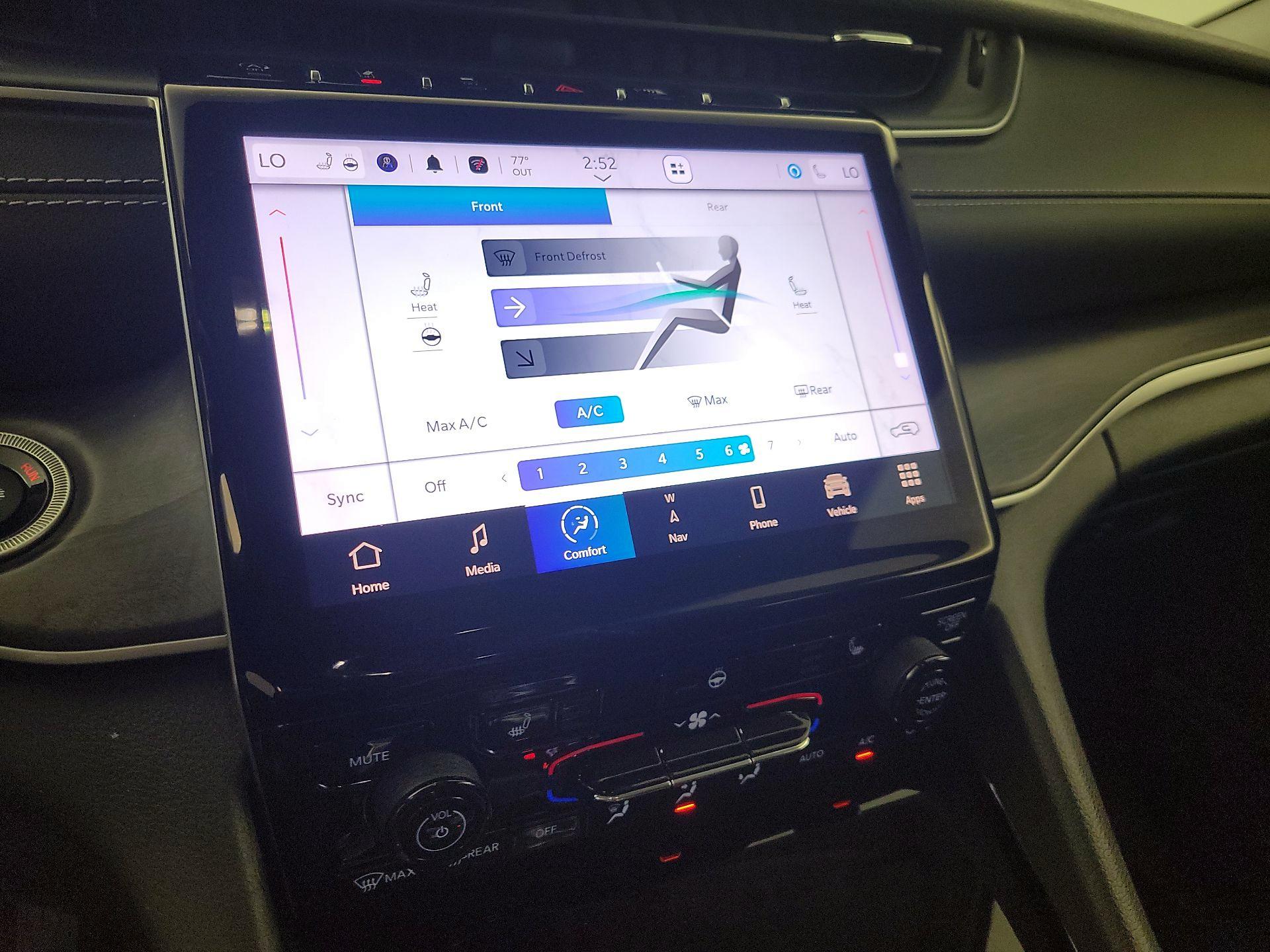 Thumbnail: 2021 Jeep Grand Cherokee L - 17