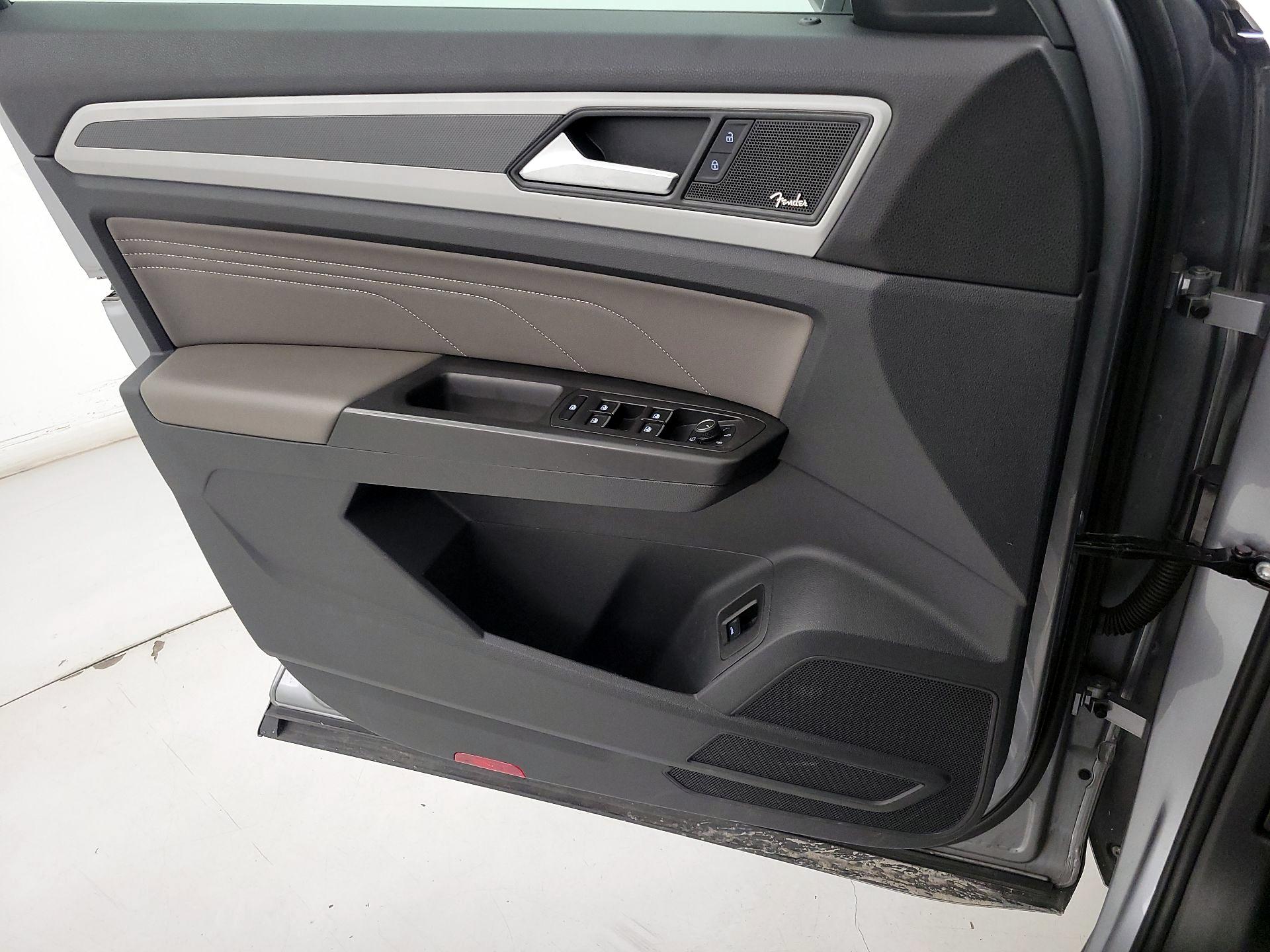 Thumbnail: 2022 Volkswagen Atlas - 12