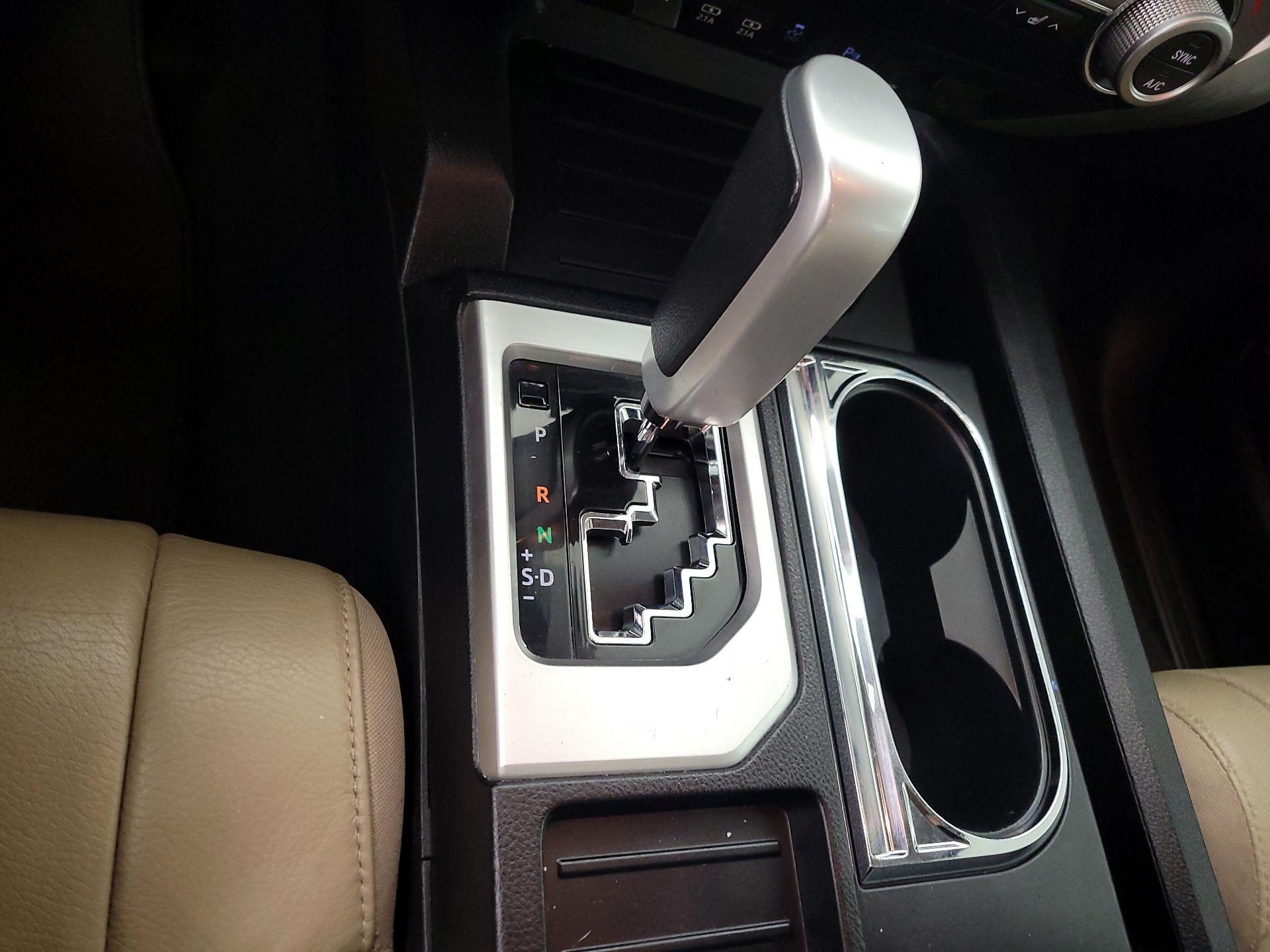 Thumbnail: 2021 Toyota Tundra - 18