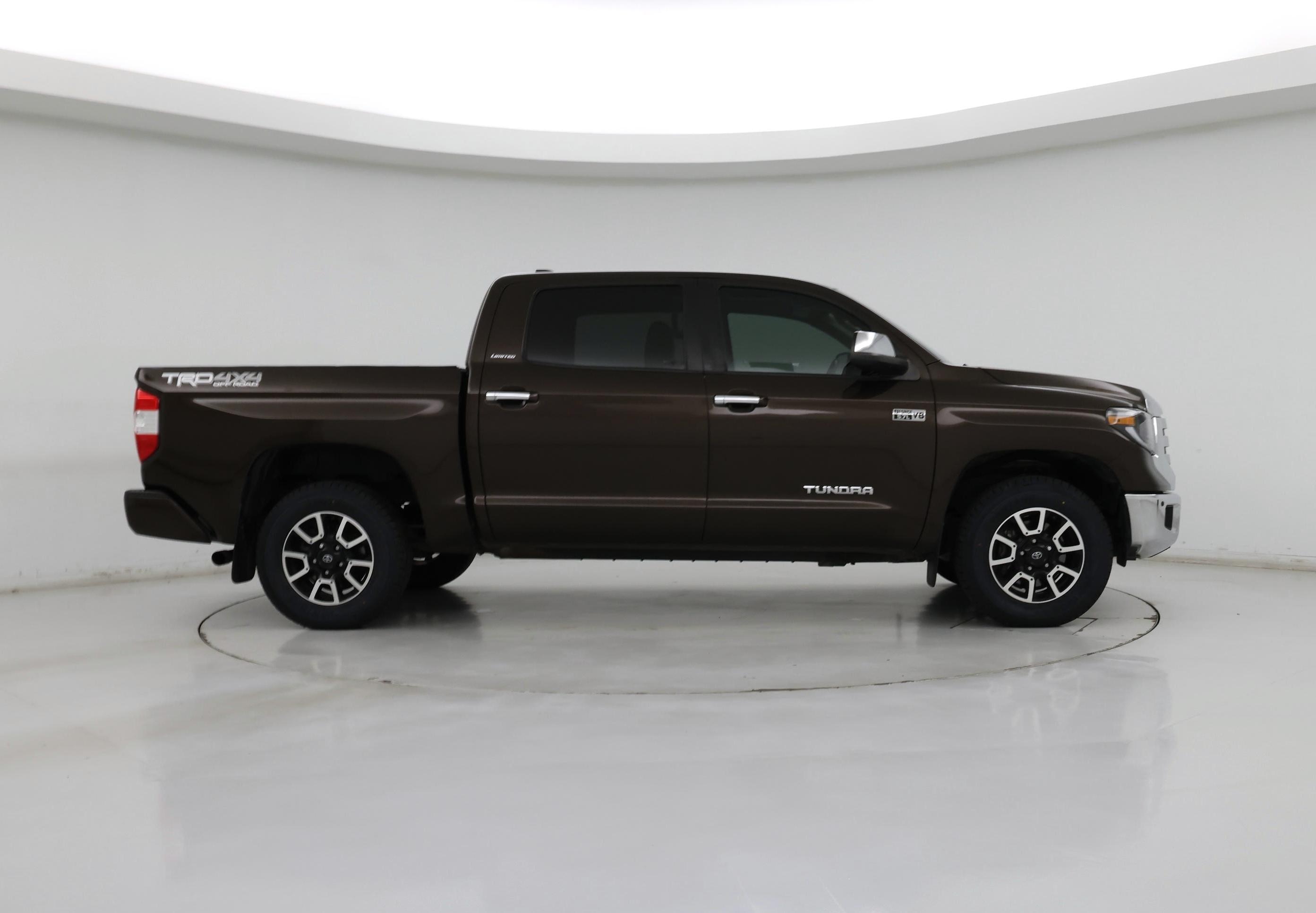 Thumbnail: 2021 Toyota Tundra - 7