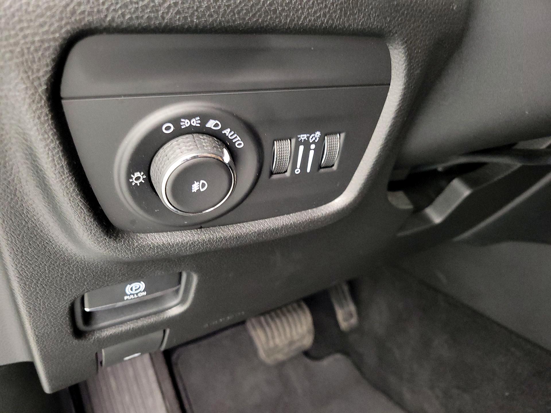 Thumbnail: 2021 Jeep Grand Cherokee L - 13