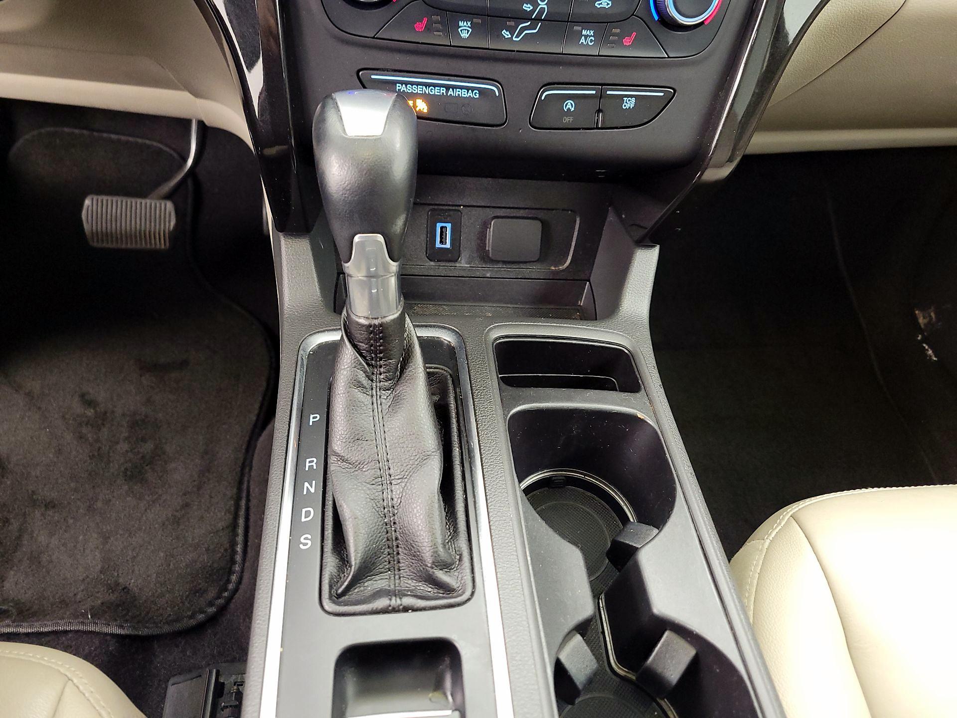 Thumbnail: 2017 Ford Escape - 17