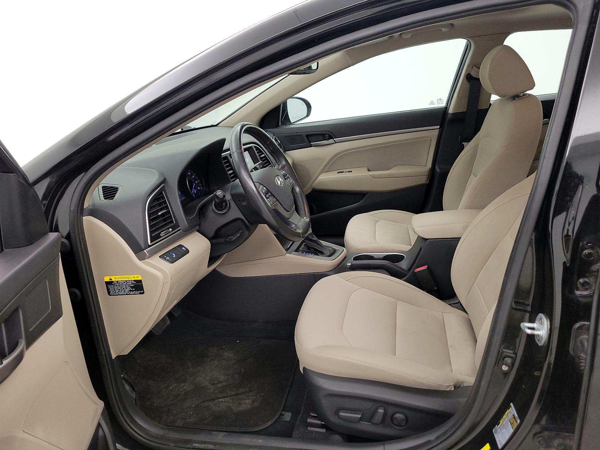 Thumbnail: 2017 Hyundai Elantra - 11