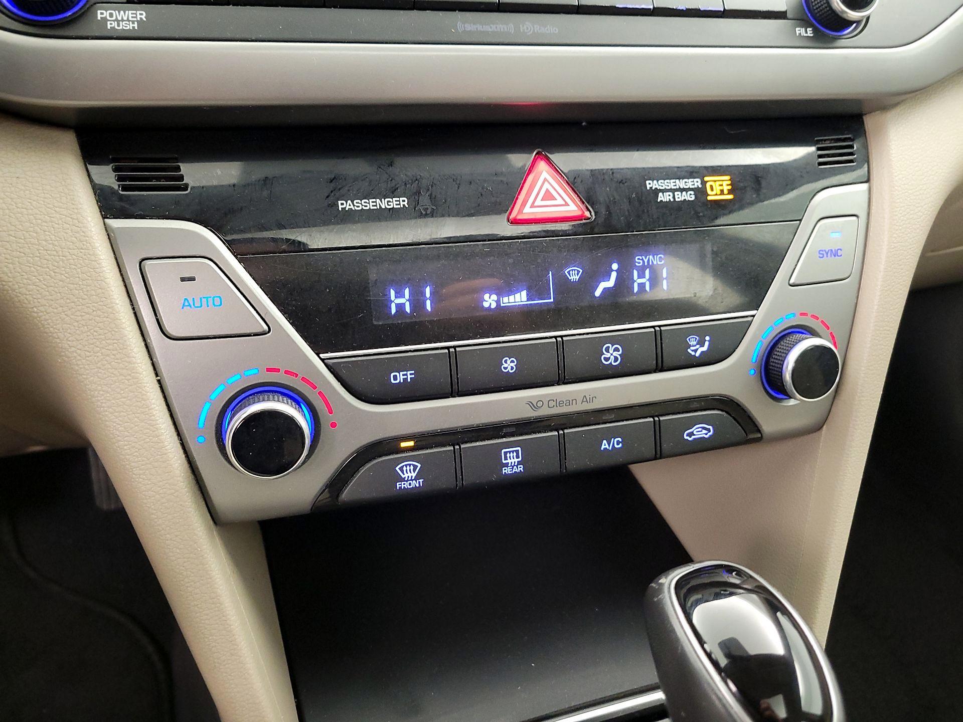 Thumbnail: 2017 Hyundai Elantra - 16