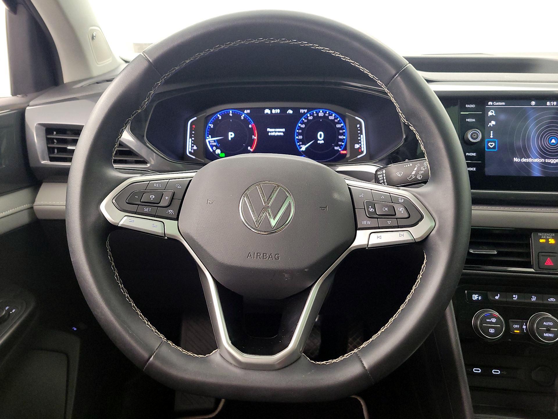 Thumbnail: 2023 Volkswagen Taos - 10